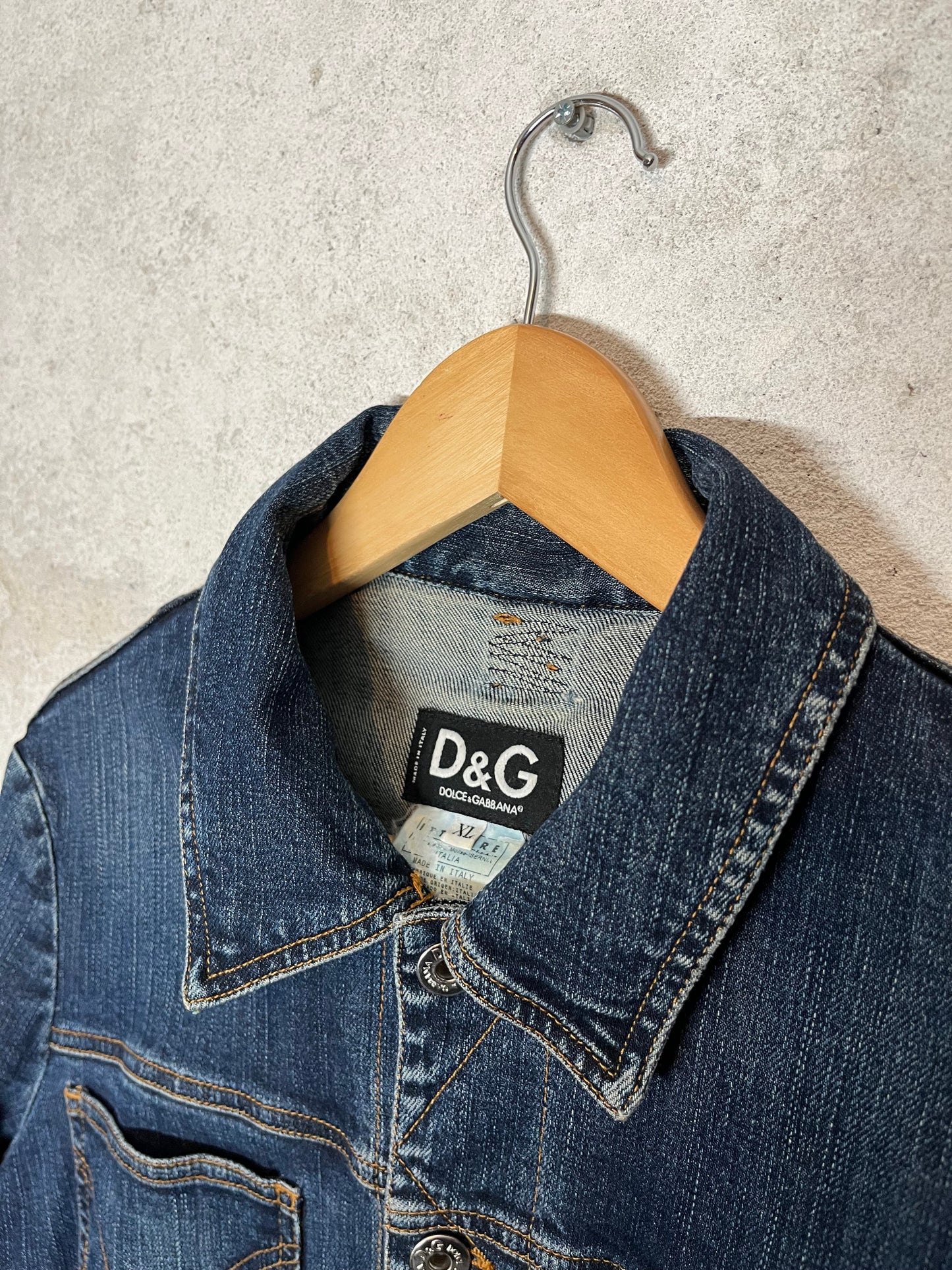 Dolce & Gabbana embroidered denim jacket - XL