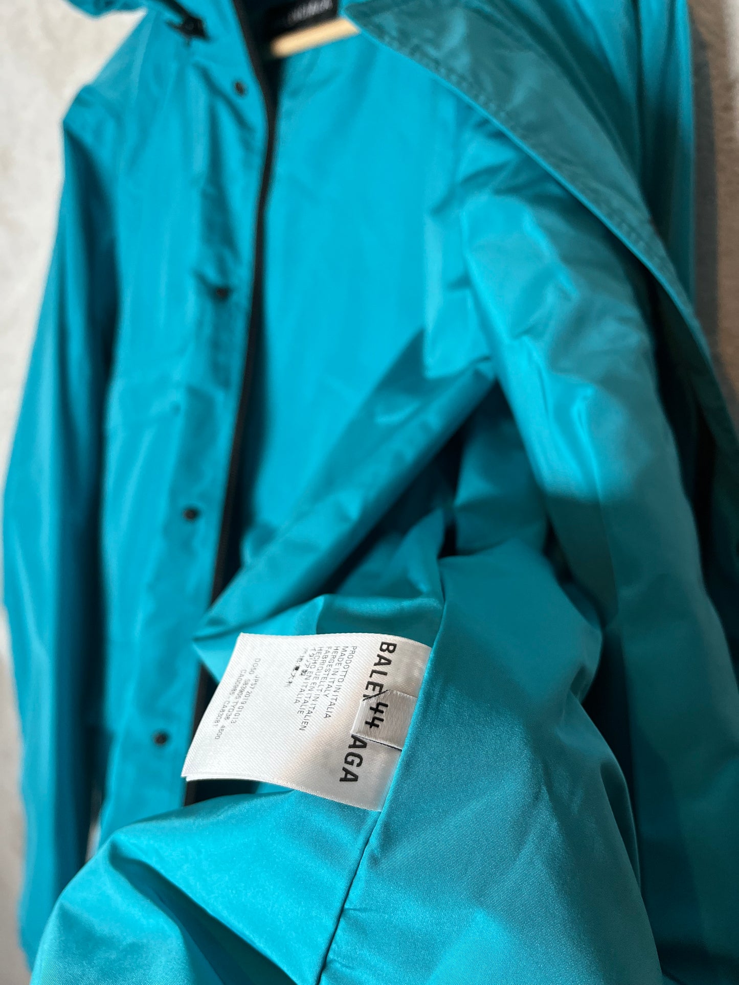 Balenciaga rain jacket with logo application - XL