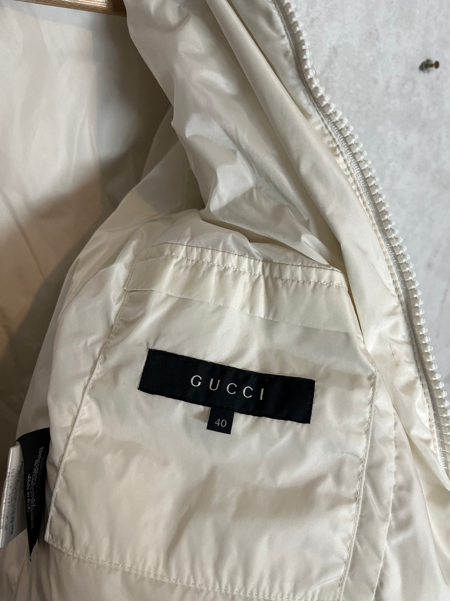 Gucci vintage embroidered puffer jacket - S