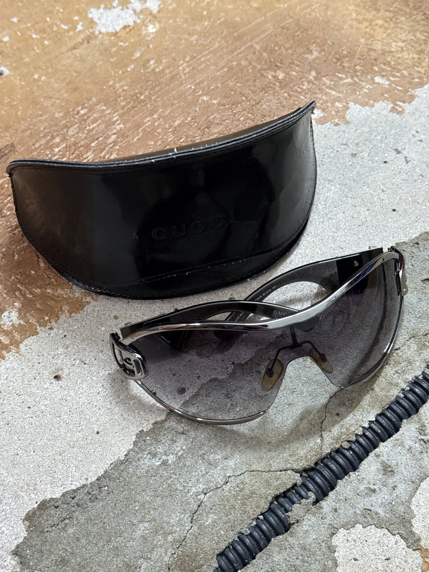 Gucci vintage high end designer retro shield sunglasses