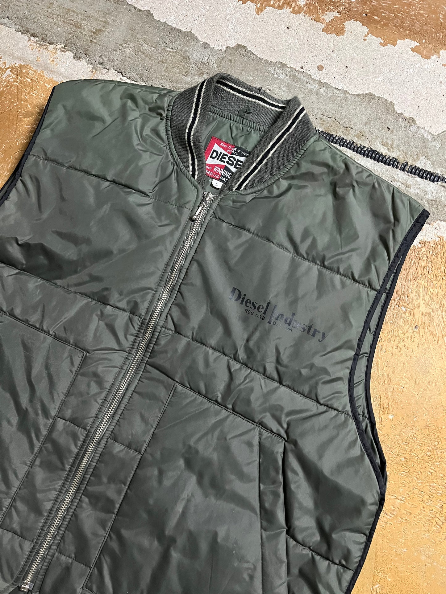 Diesel padded bodywarmer - L