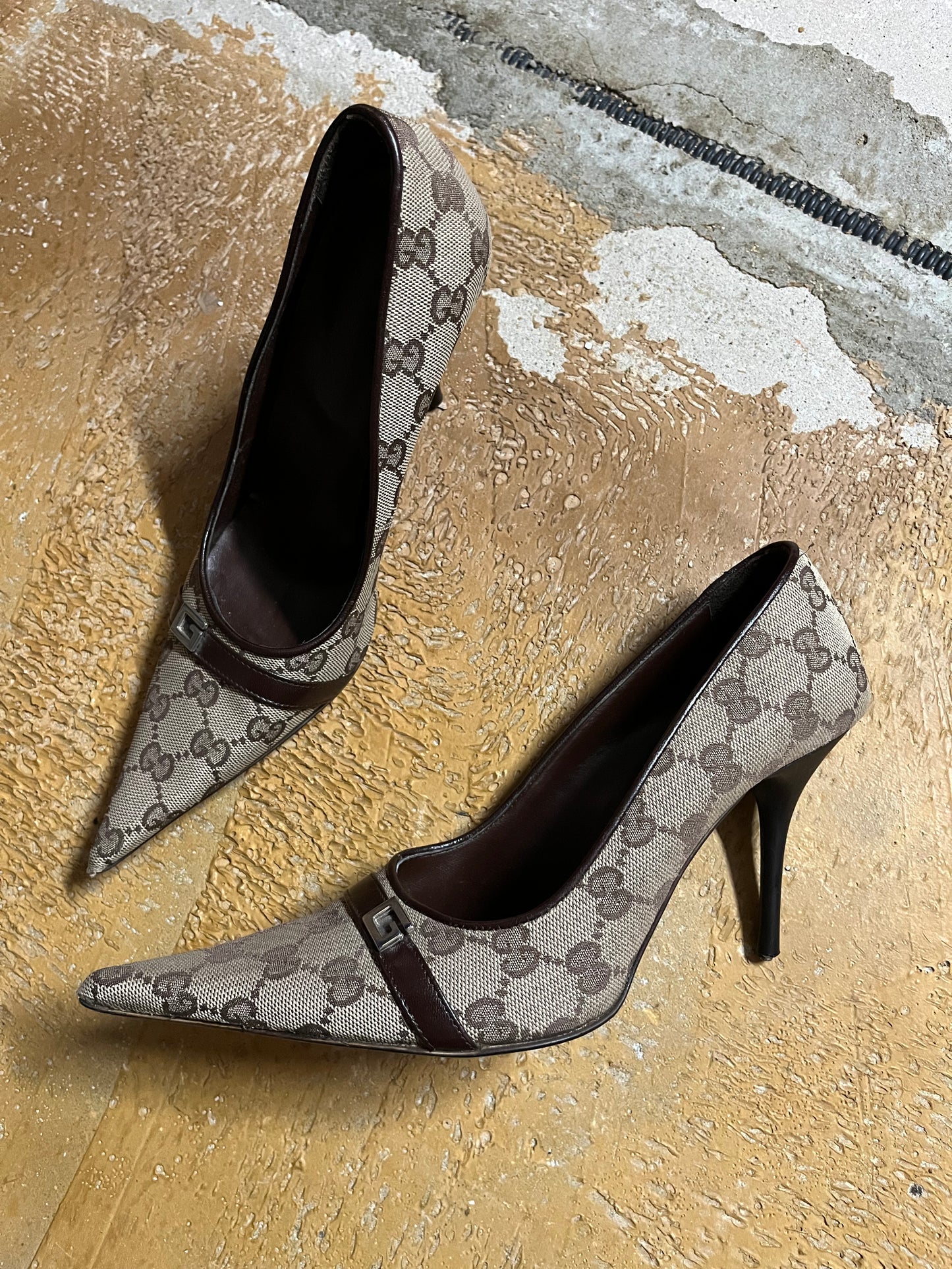 Gucci kitten heels vintage monogram - 38