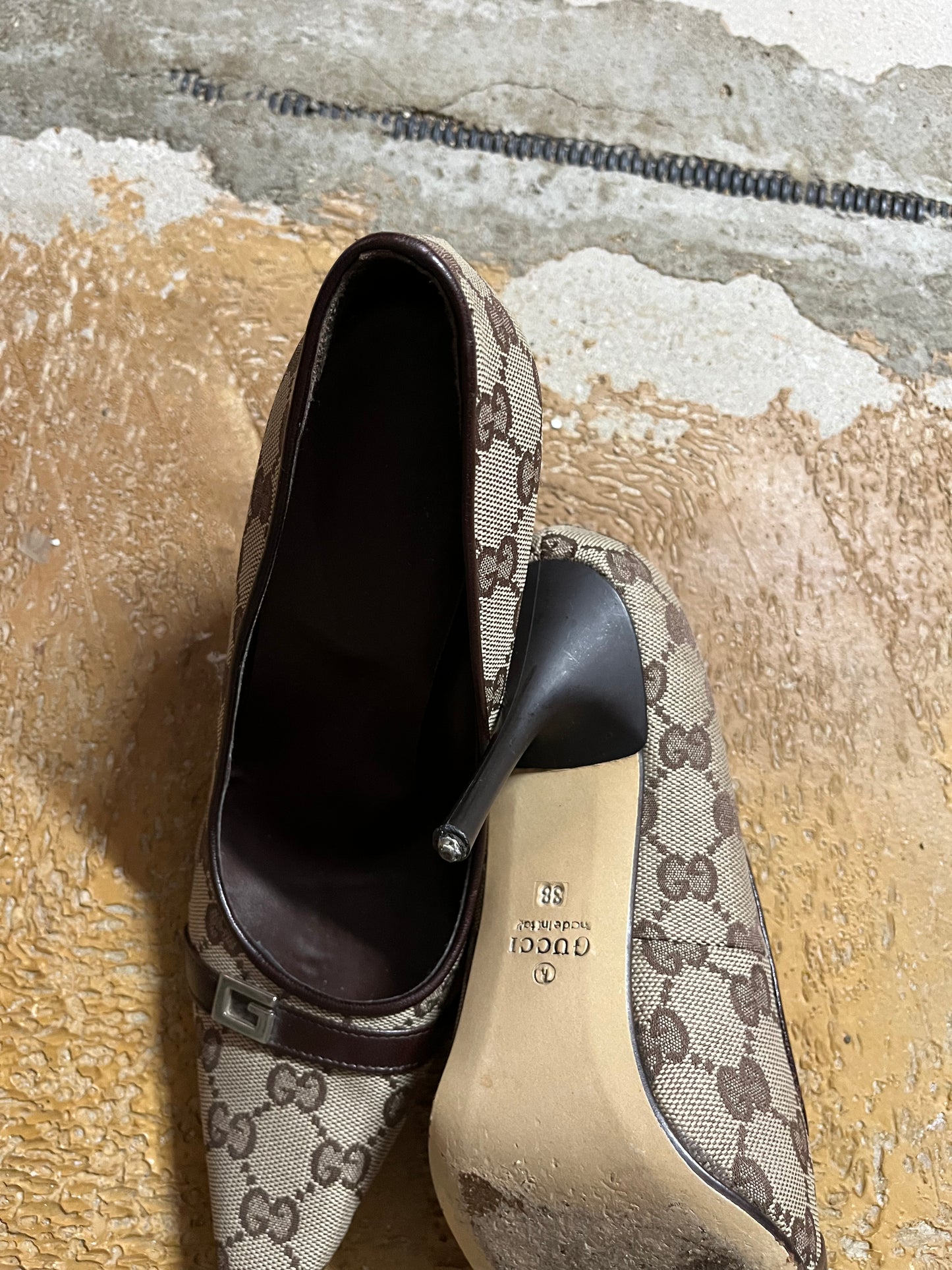 Gucci kitten heels vintage monogram - 38