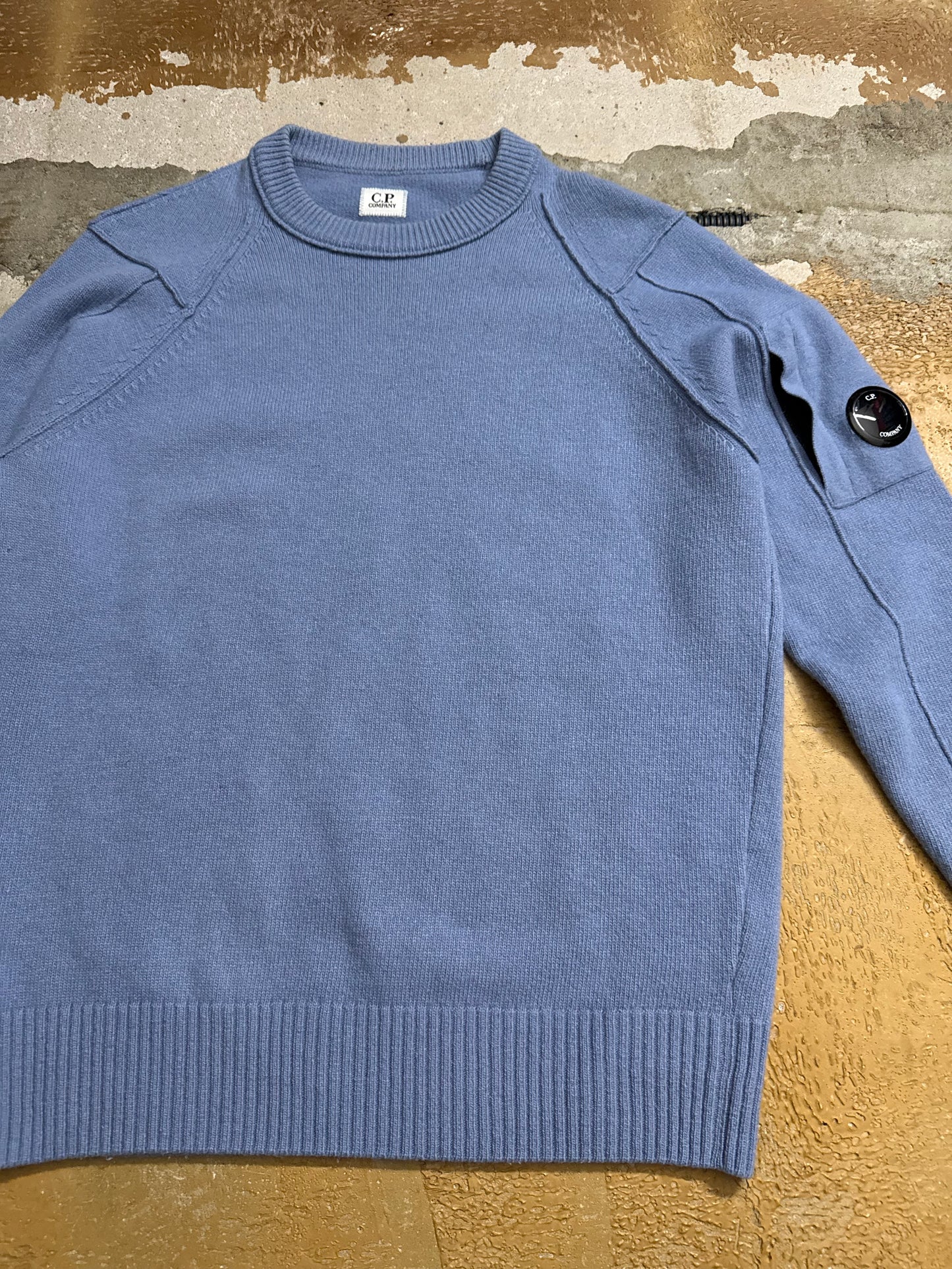 CP company lambswool knit lense sweater - M