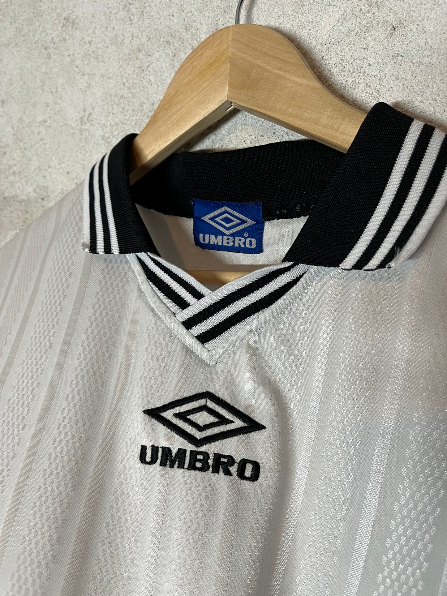 Umbro vintage sport shirt - XL