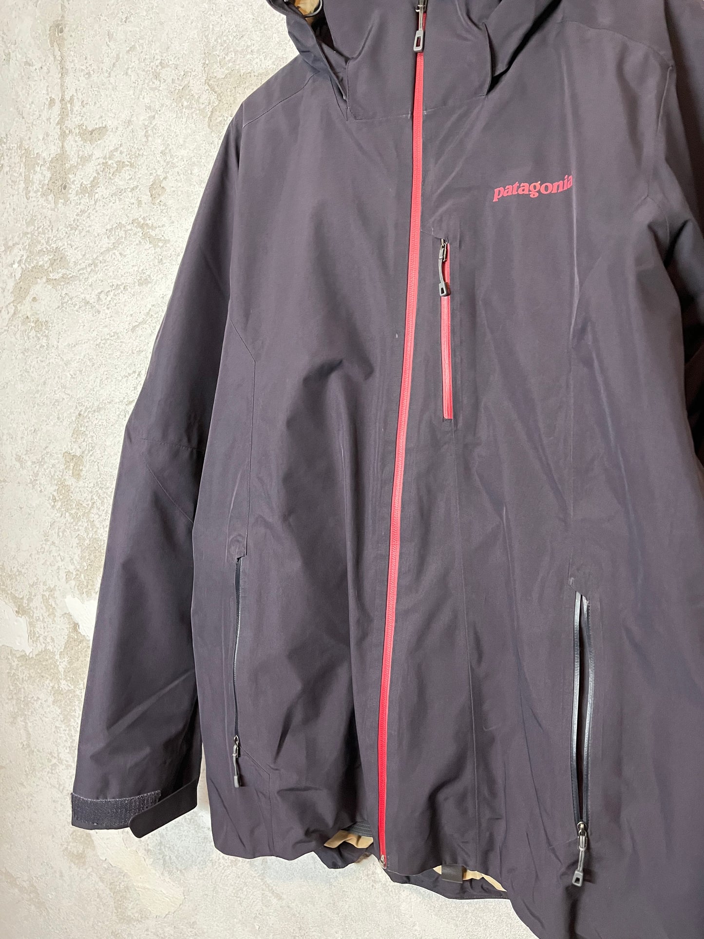 Patagonia puffer ski snowboard rain winter jacket - L