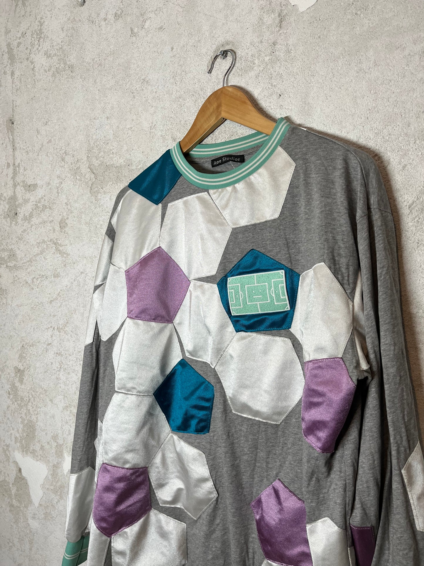 Acne Studios Fotbollsklubb sweater - L