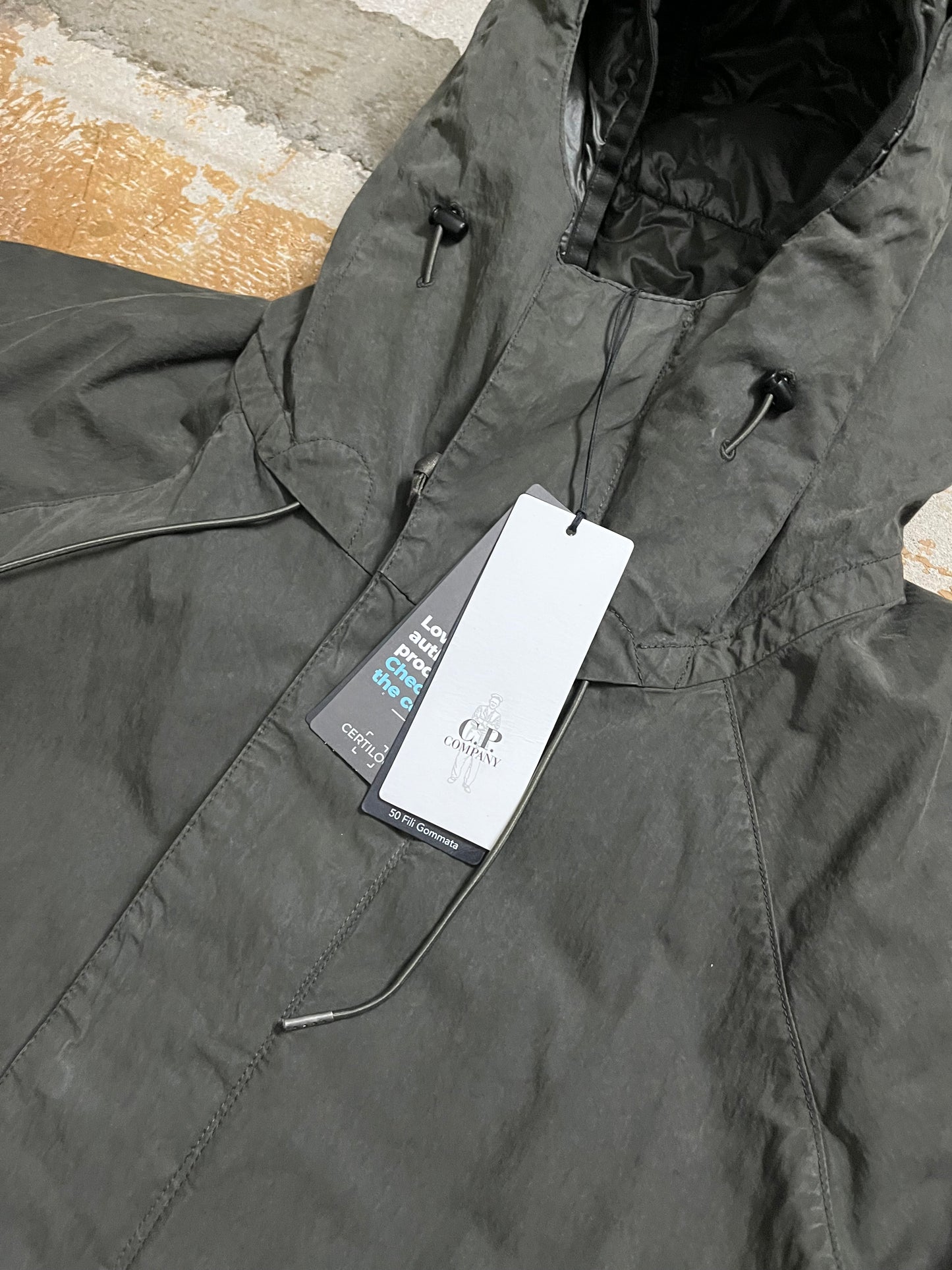 CP Company 50 fili rubber long parka jacket - XL