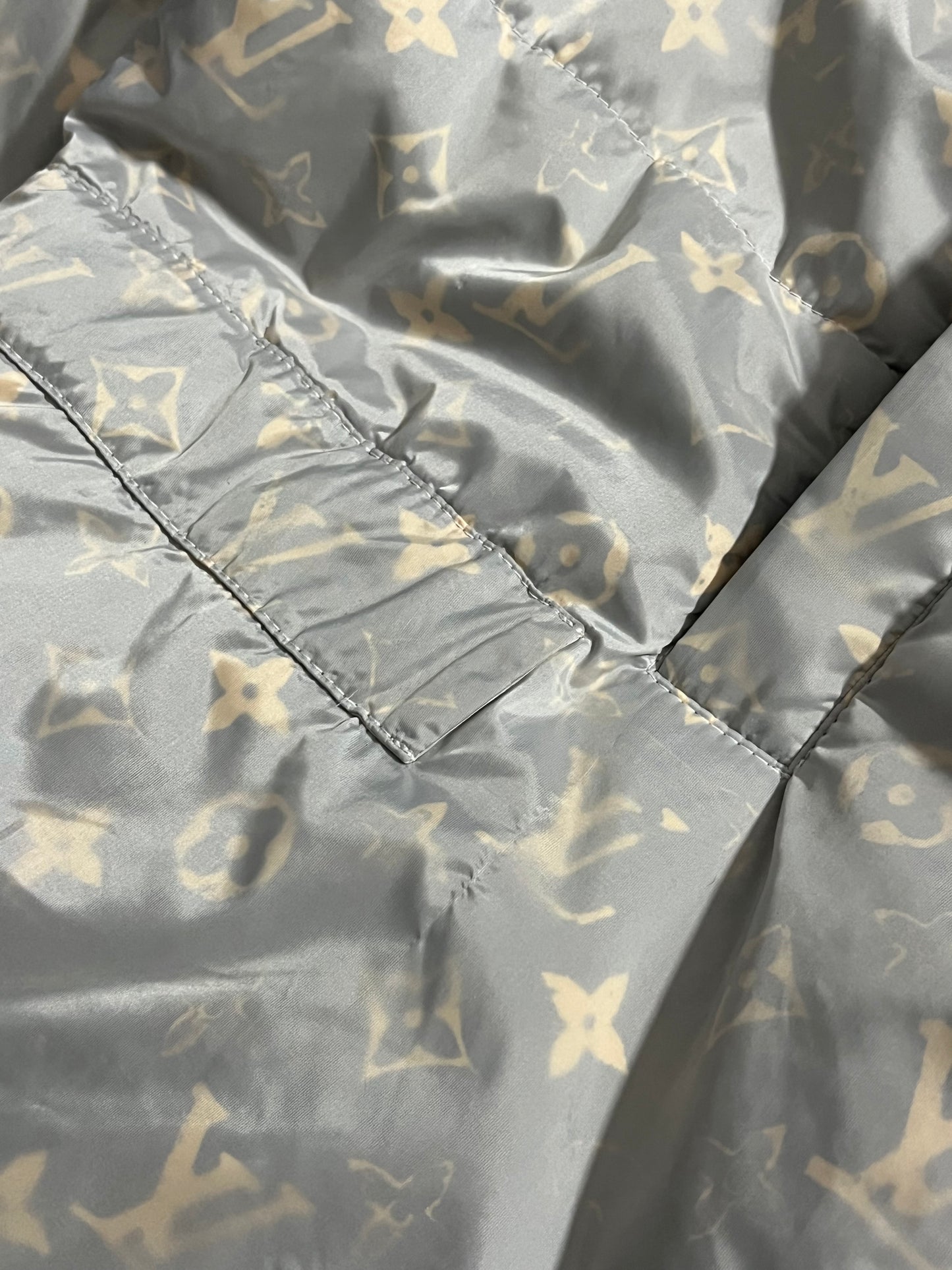 Louis Vuitton [SAMPLE] monogram down jacket - S