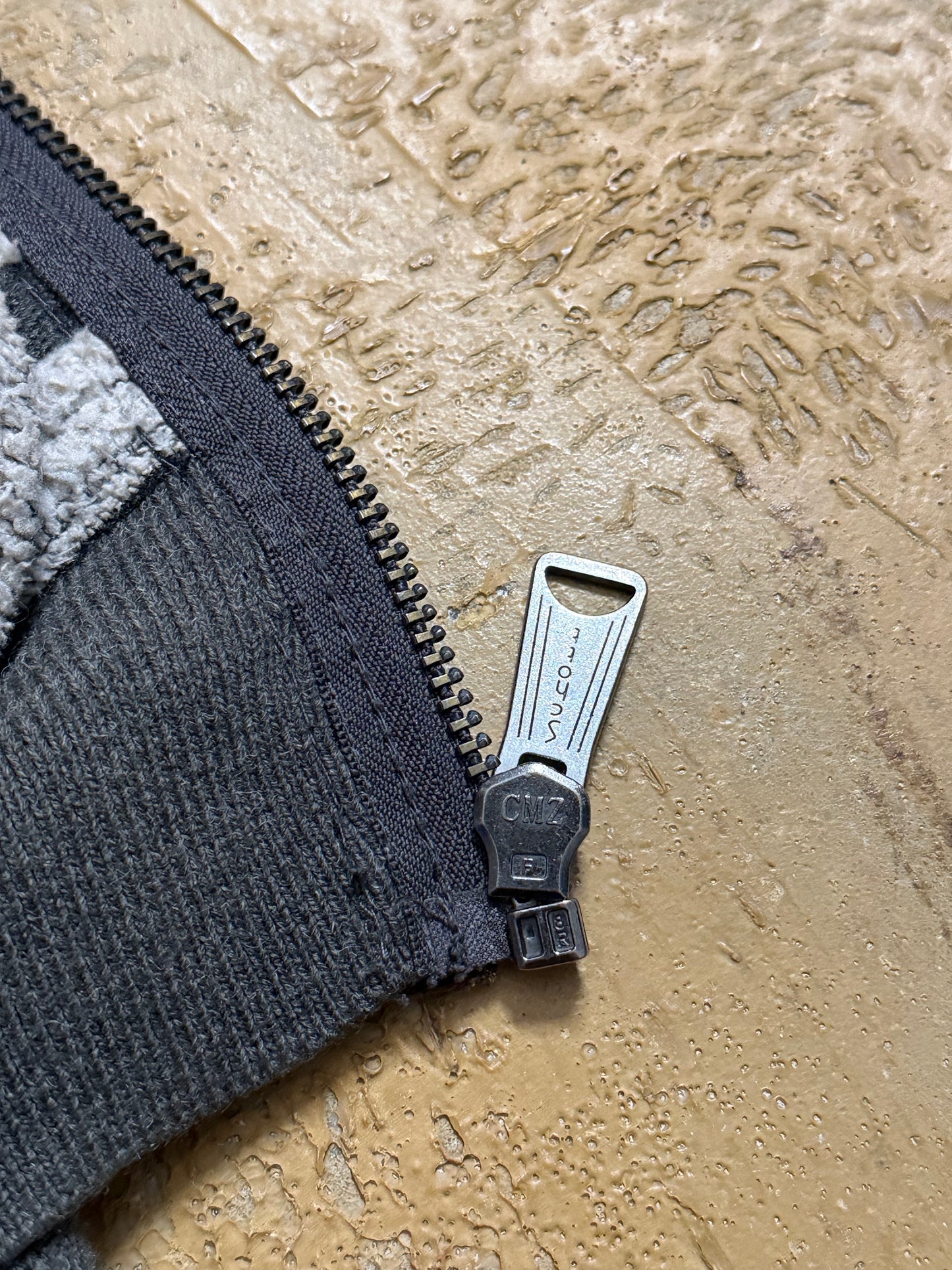 Schott NYC sherpa leather detail jacket - M