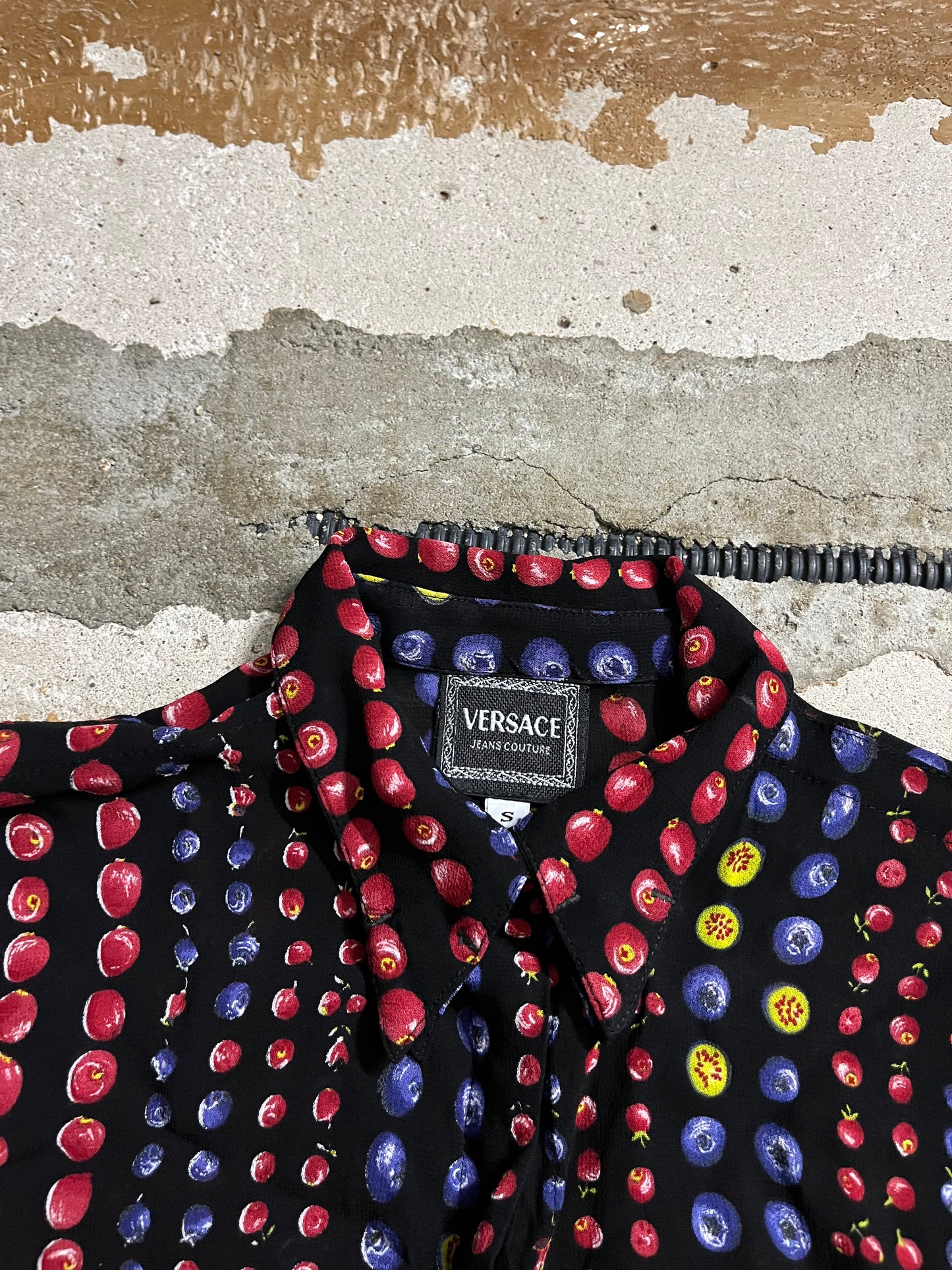 Versace vintage rare fruit shirt - S