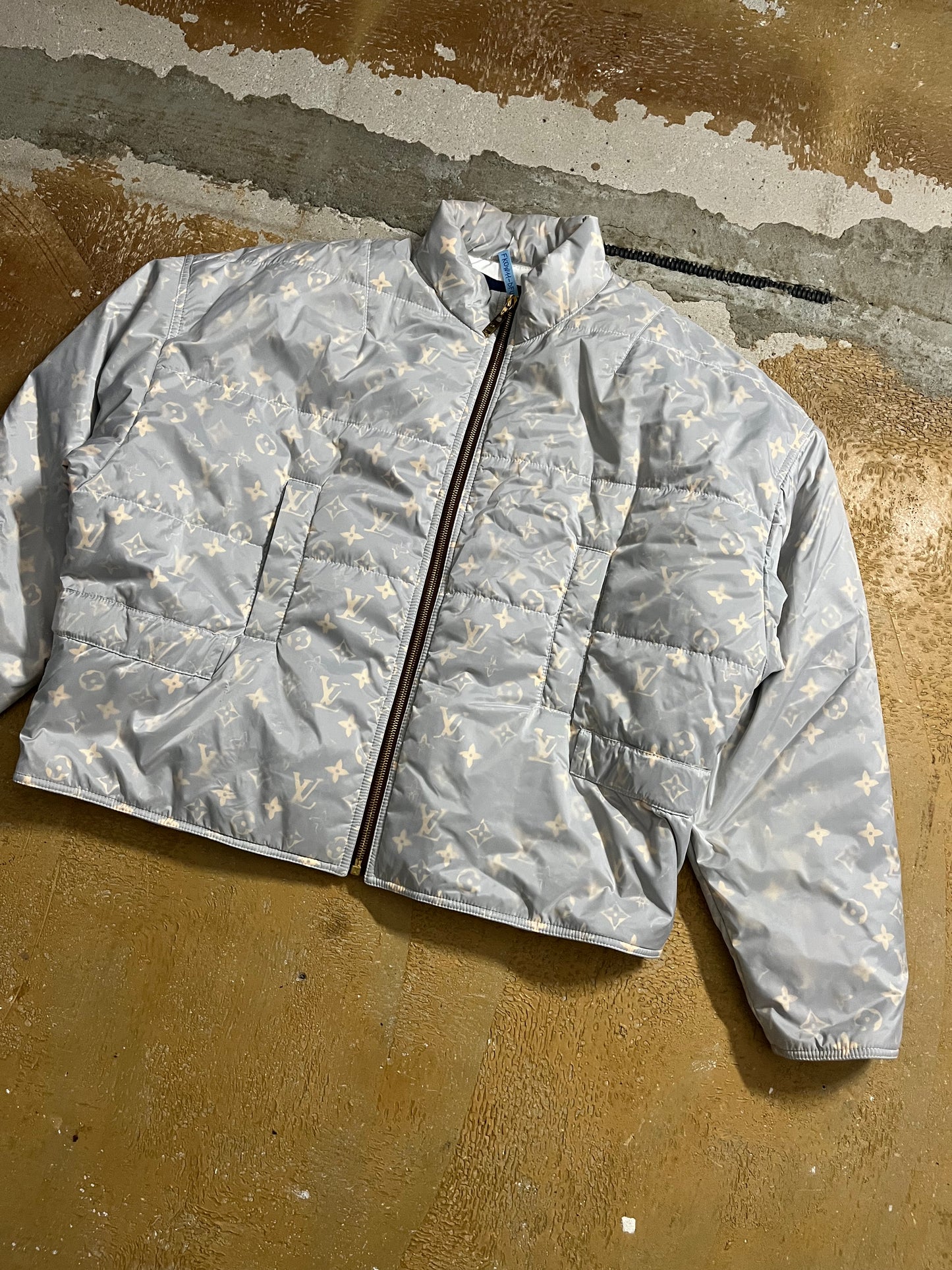 Louis Vuitton [SAMPLE] monogram down jacket - S