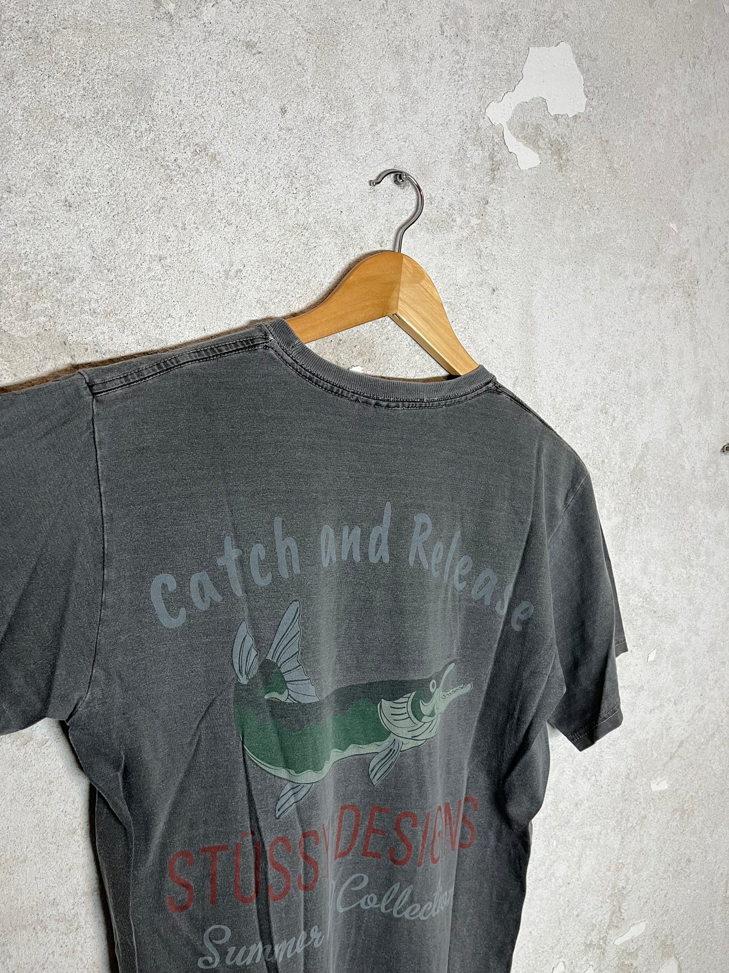 Stüssy vintage catch & release t-shirt - S