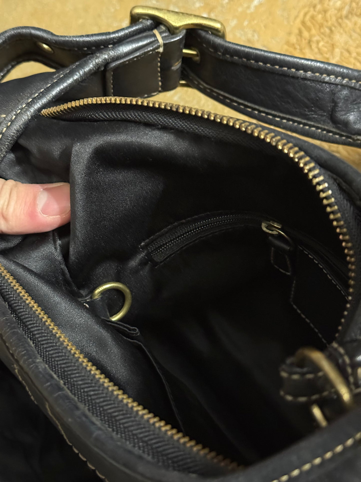 Coach vintage black / gold leather bag