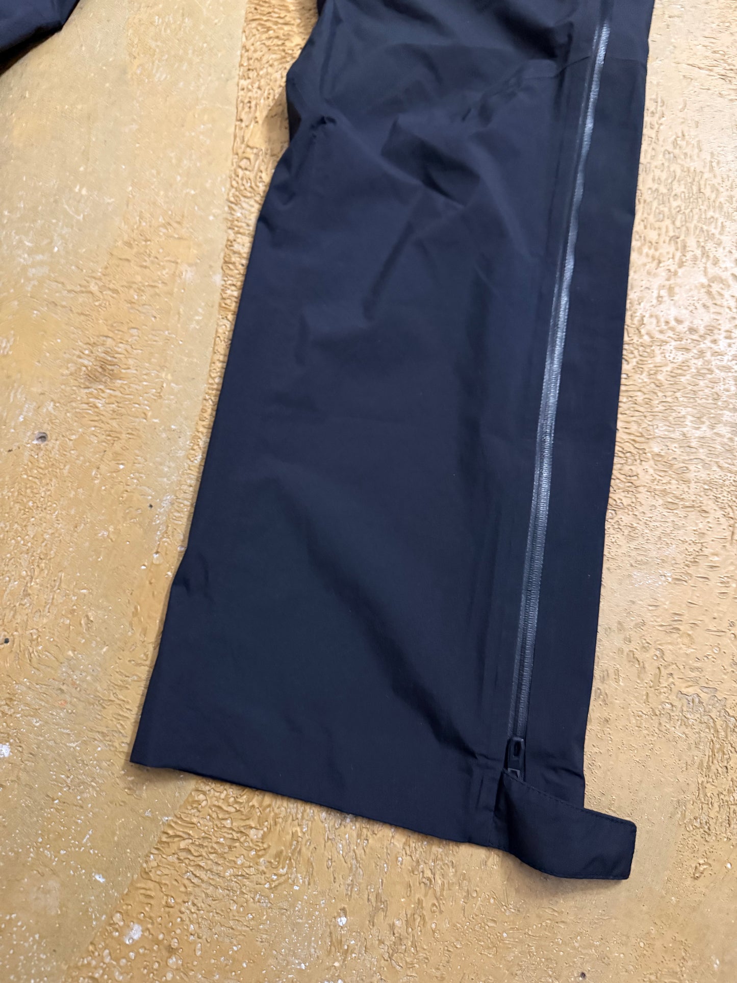 Mammut Albula Pants womens rain hiking pants - M