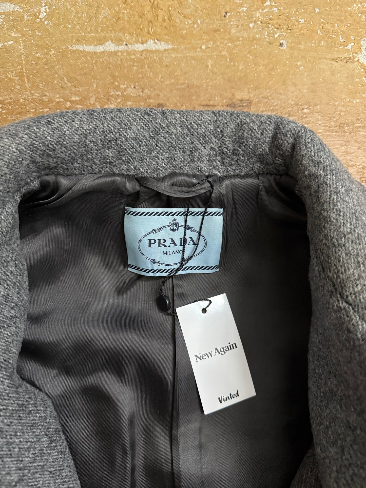 Prada 100% Wool trenchcoat designer jacket - M