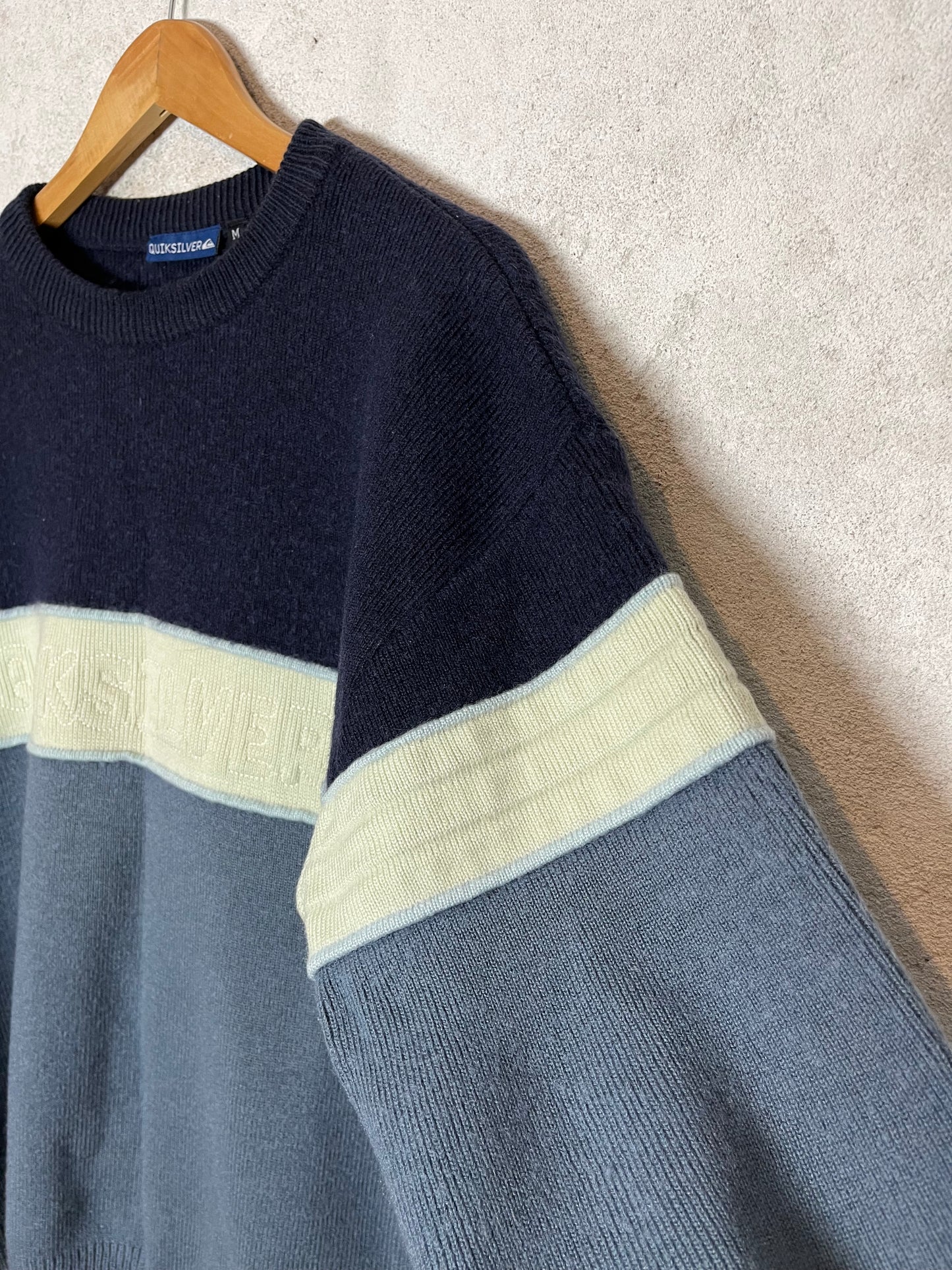 Quiksilver vintage knit sweater - M