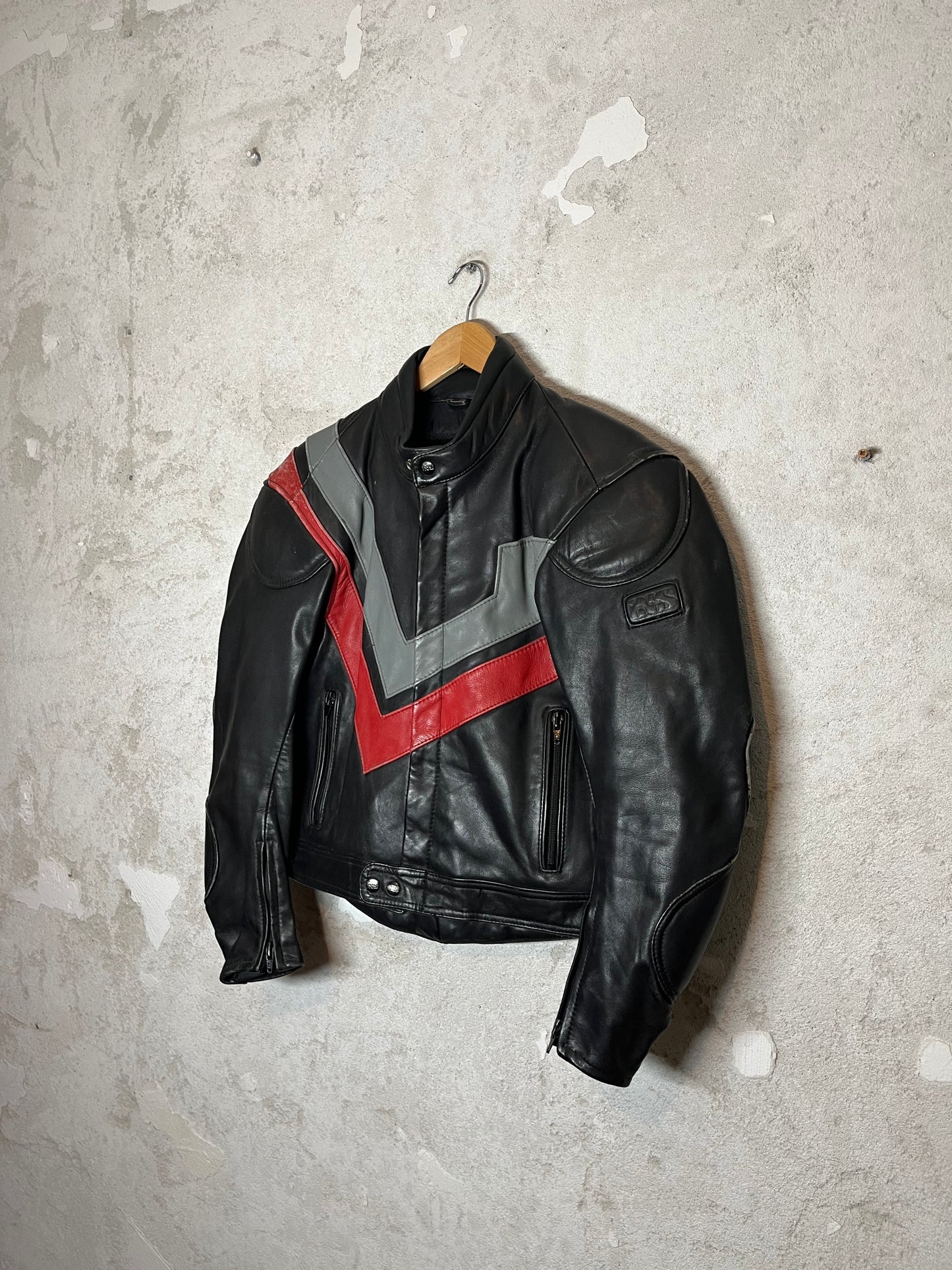 IXS leather jacket - S