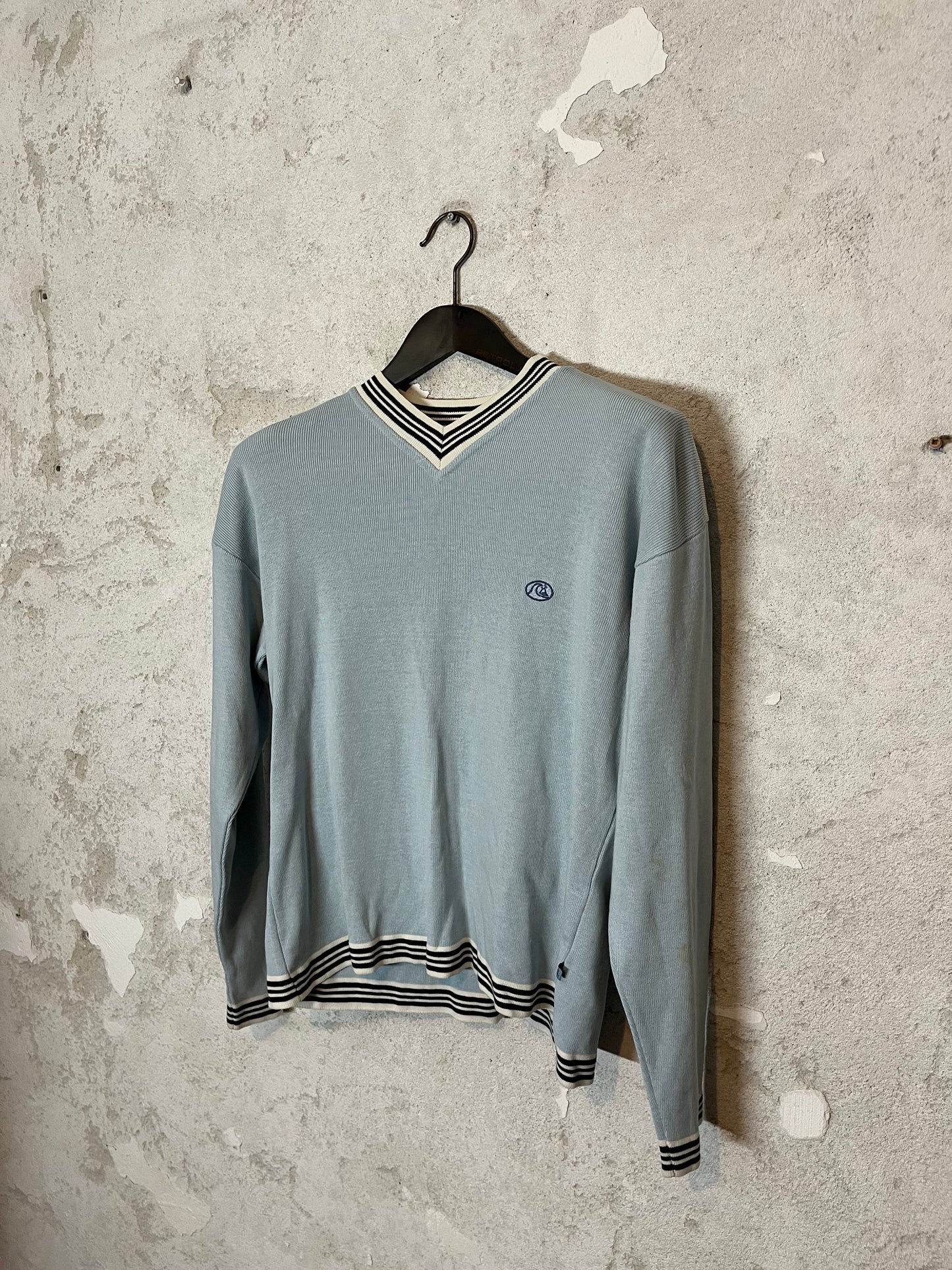 Quiksilver vintage sweater - M