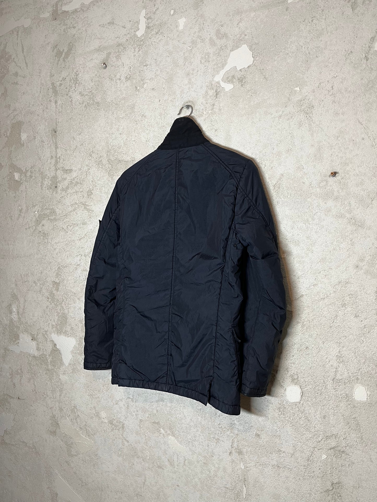 Stone Island Garment Dyed Crinkle Reps NY puffer jacket - S