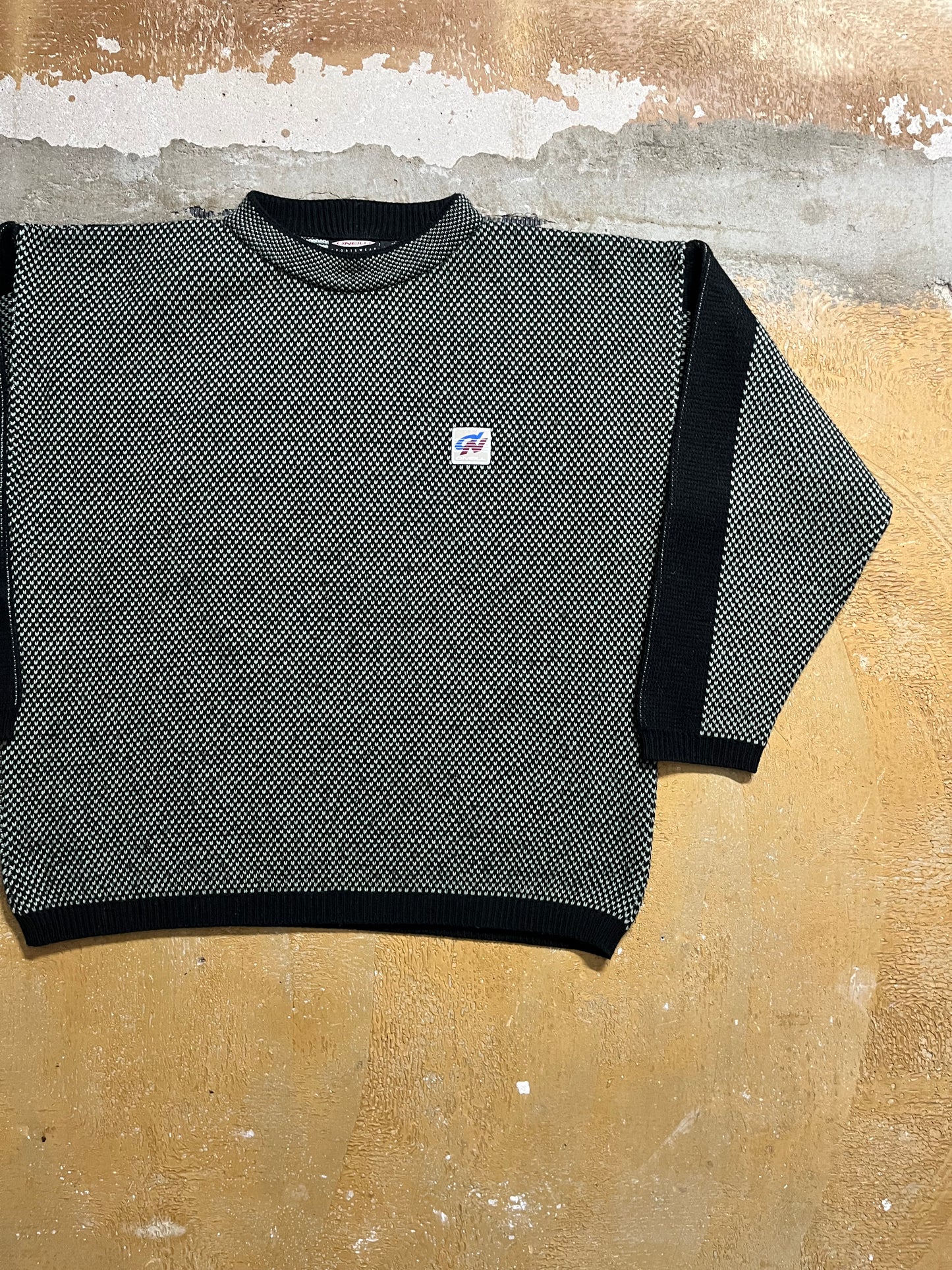 O’neill vintage knit sweater - L