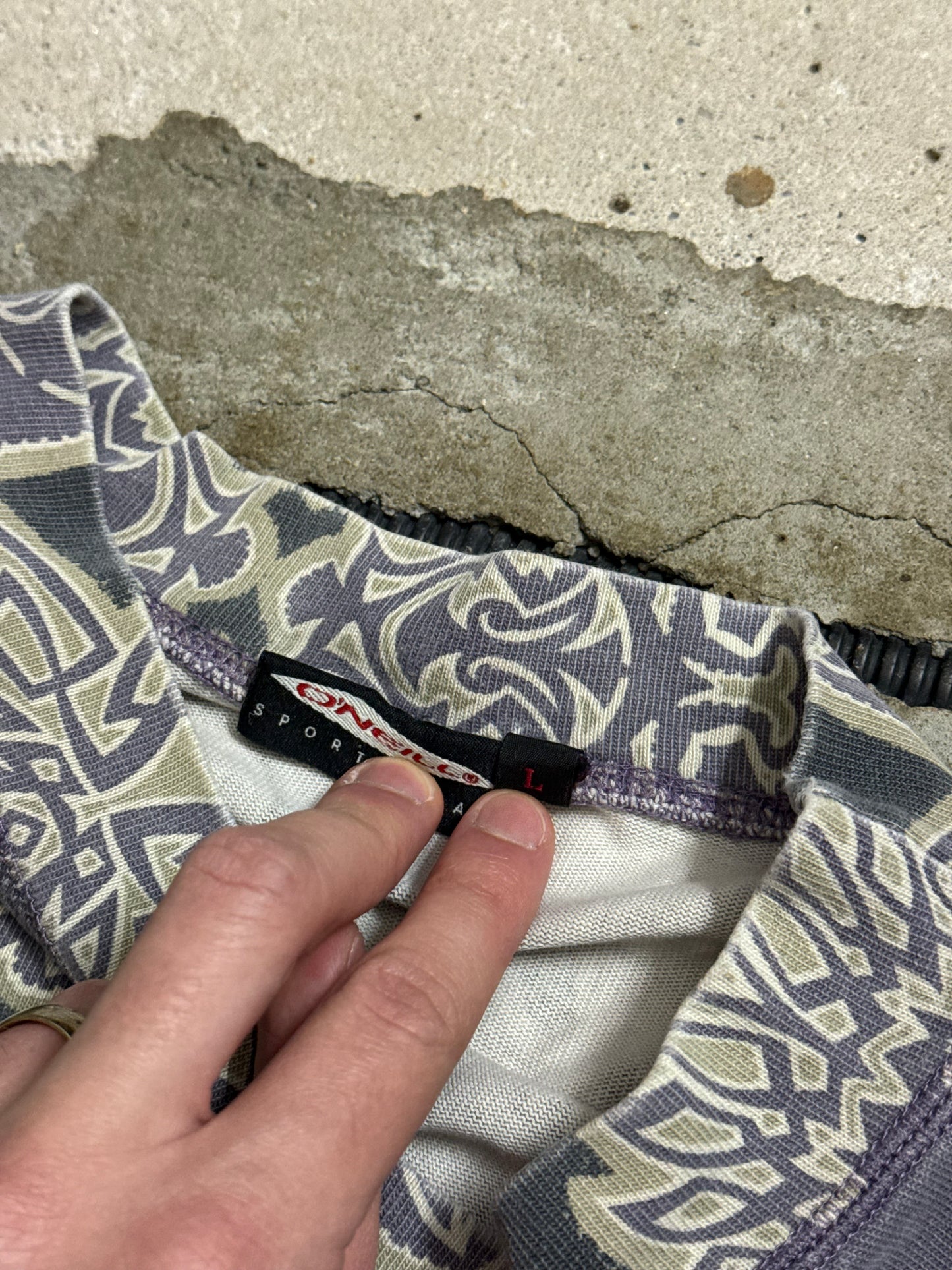O’neill rare funky 90s longsleeve shirt - L