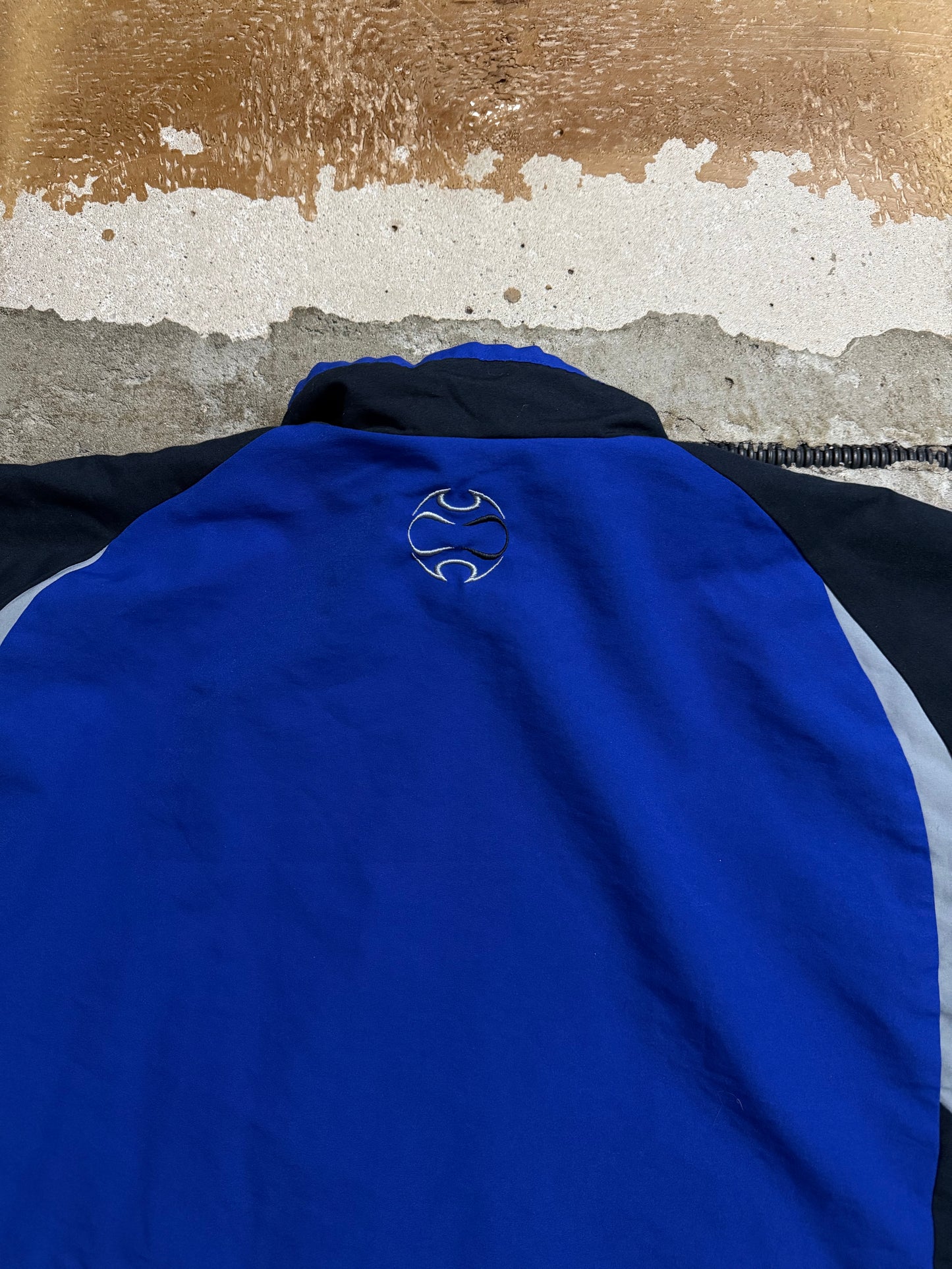Adidas VERY rare vintage soccer jacket - L