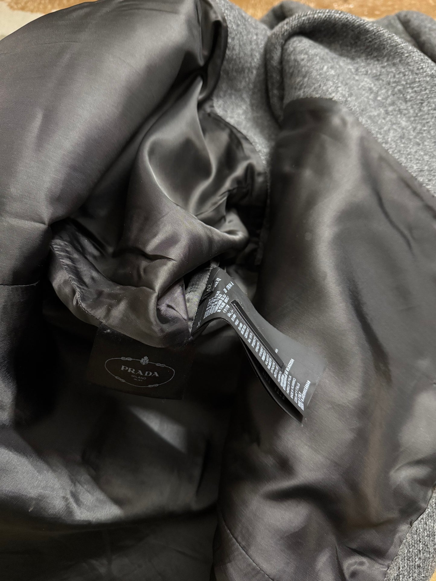 Prada 100% Wool trenchcoat designer jacket - M