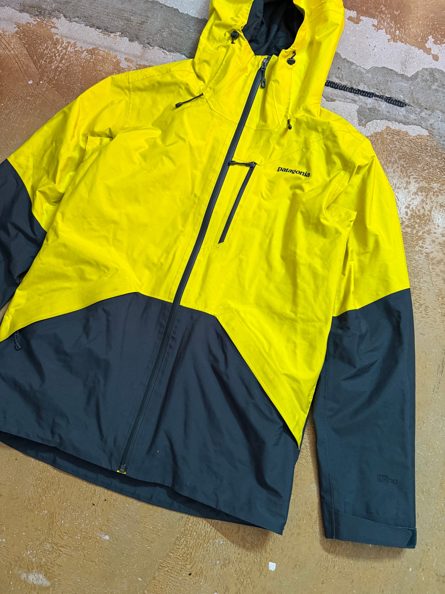 Patagonia ski snowboard wintersport jacket - M