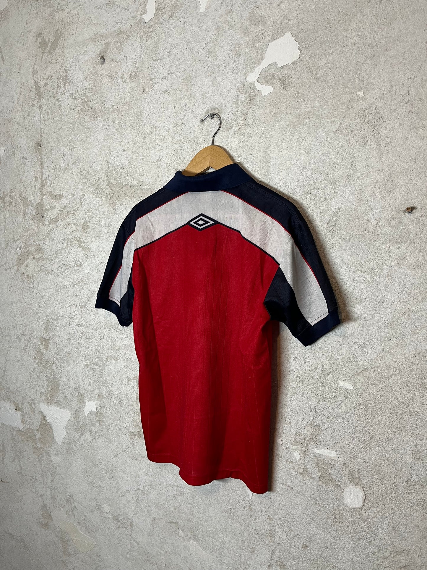 Umbro vintage sport polo tee shirt - S