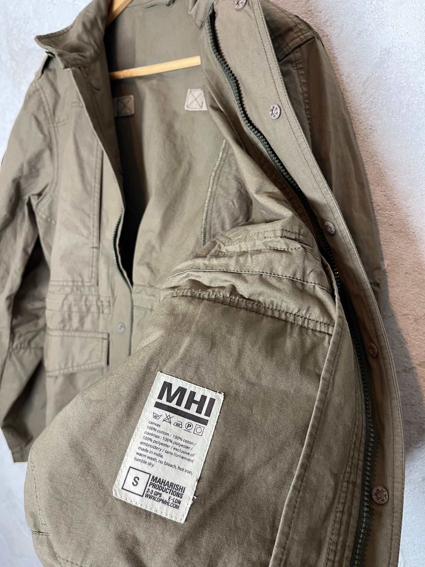 Maharishi zip up jacket - S