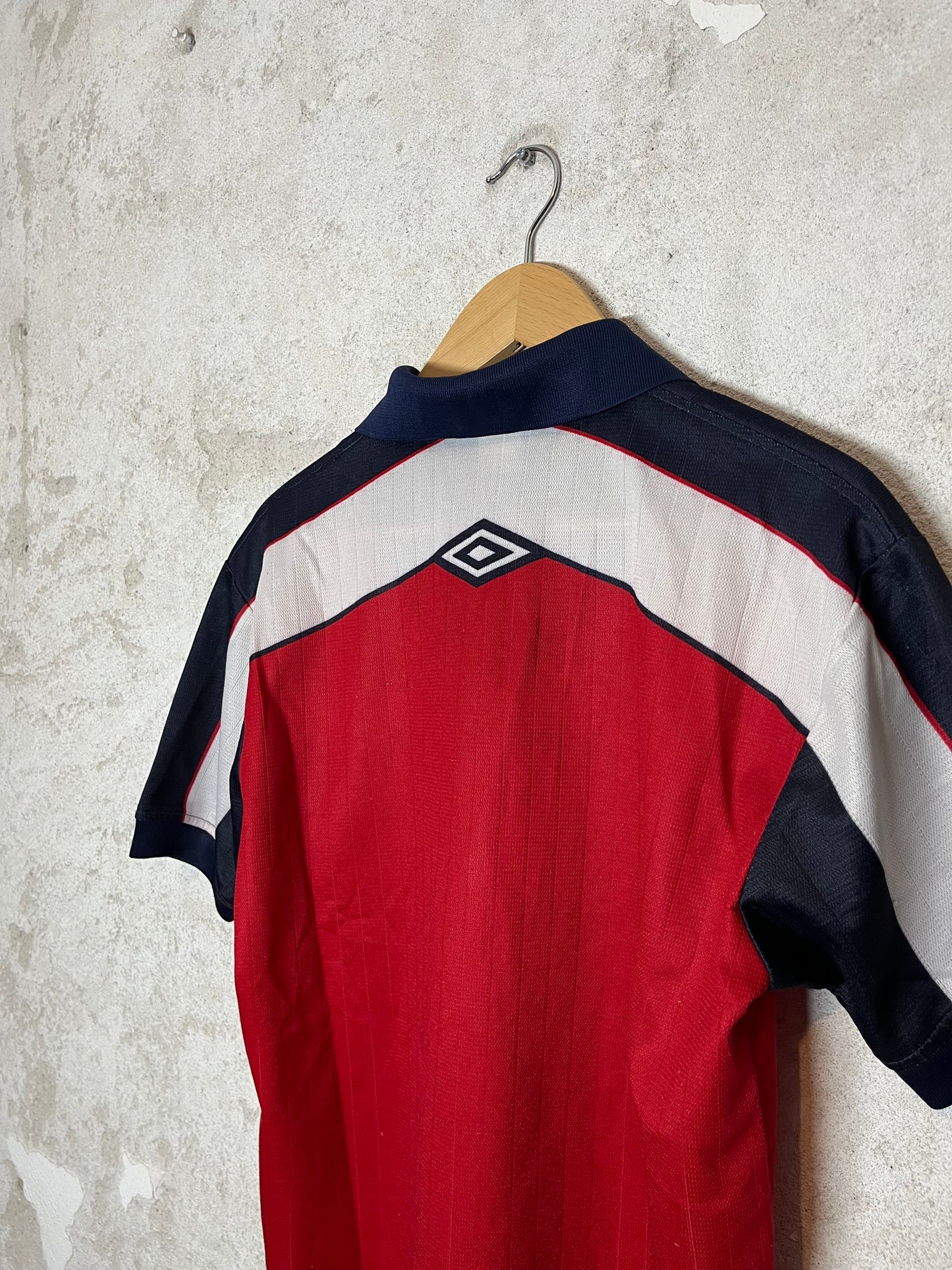 Umbro vintage sport polo tee shirt - S