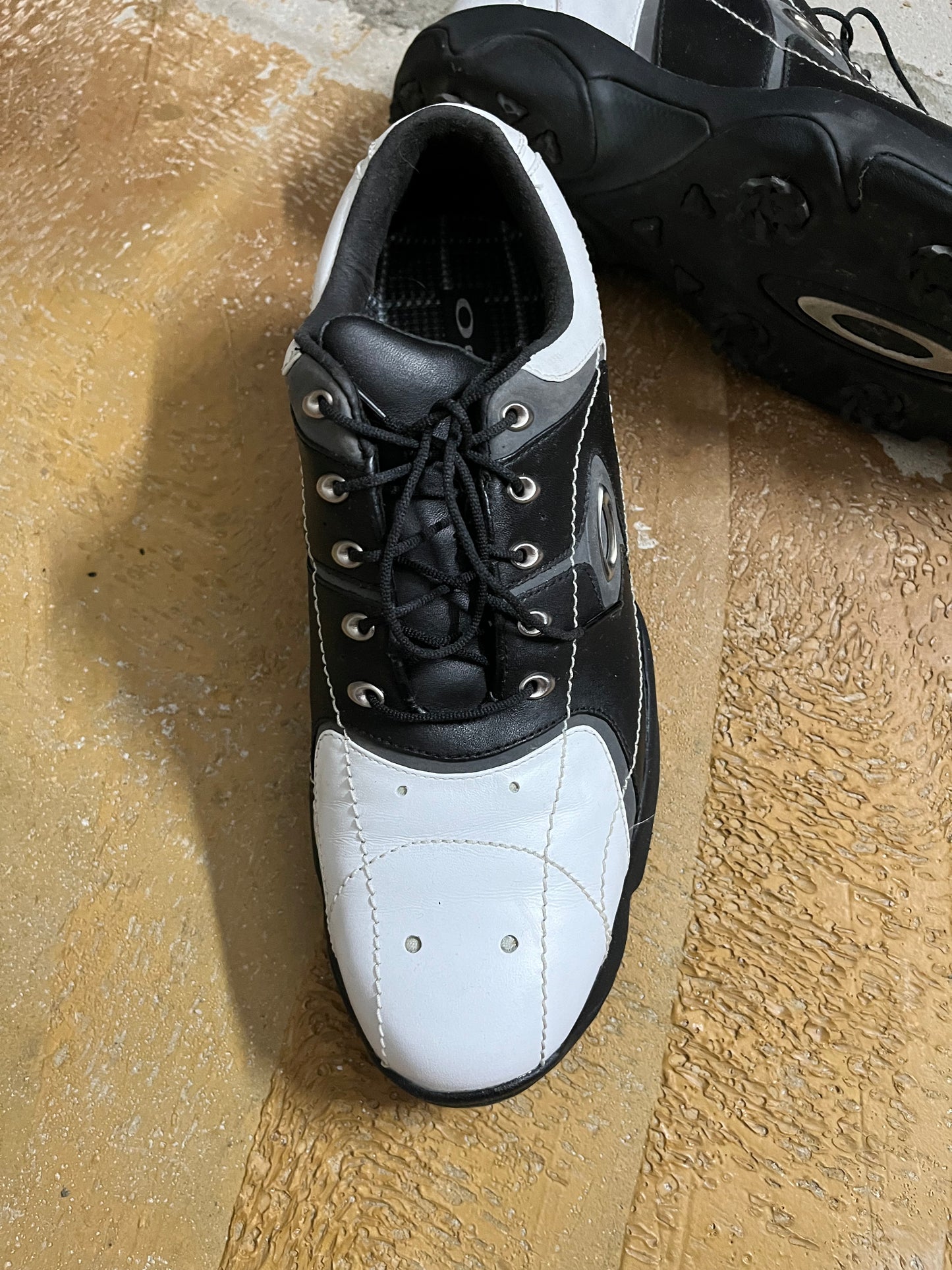 Oakley vintage leather sneakers - 45