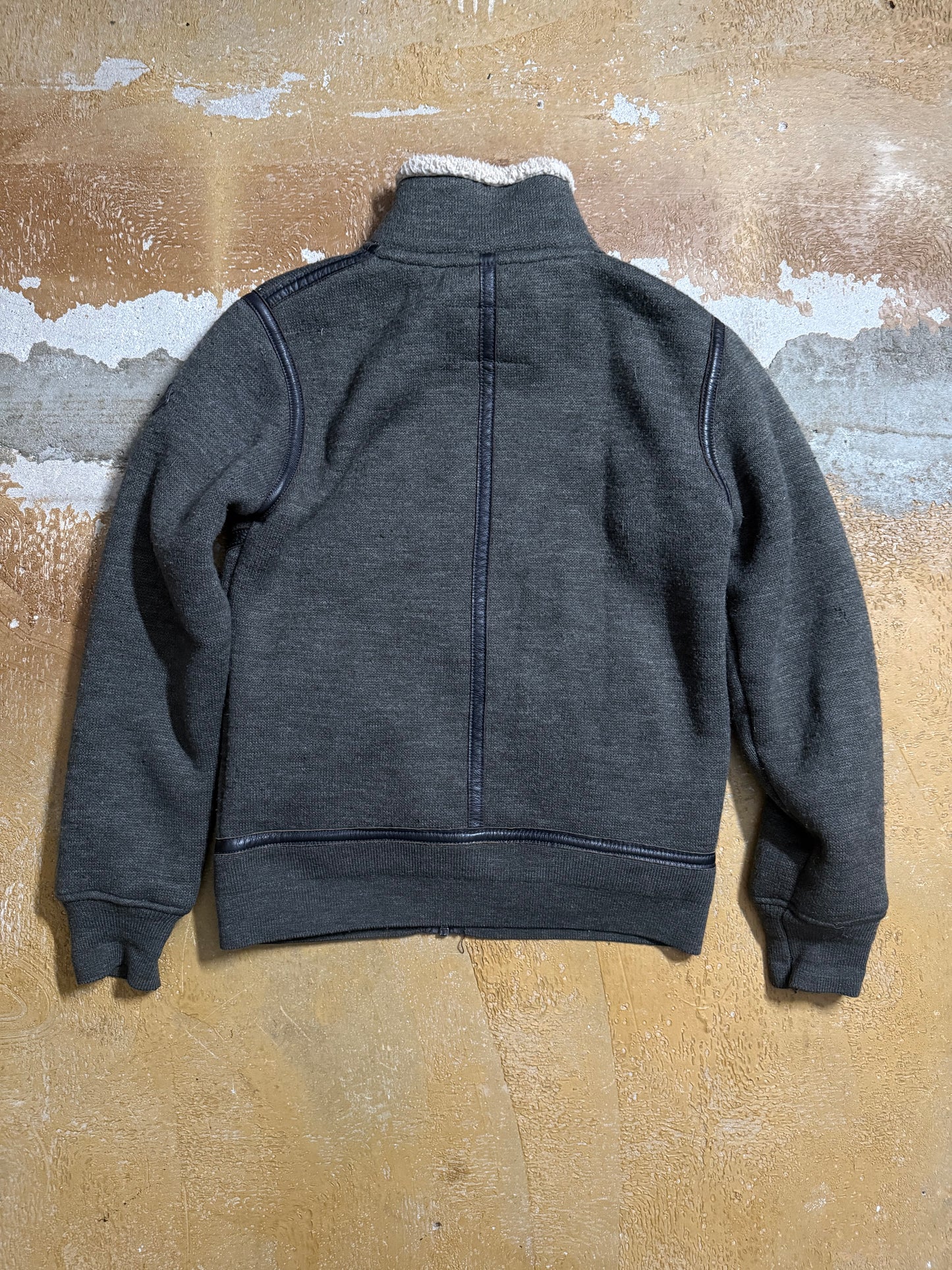 Schott NYC sherpa leather detail jacket - M