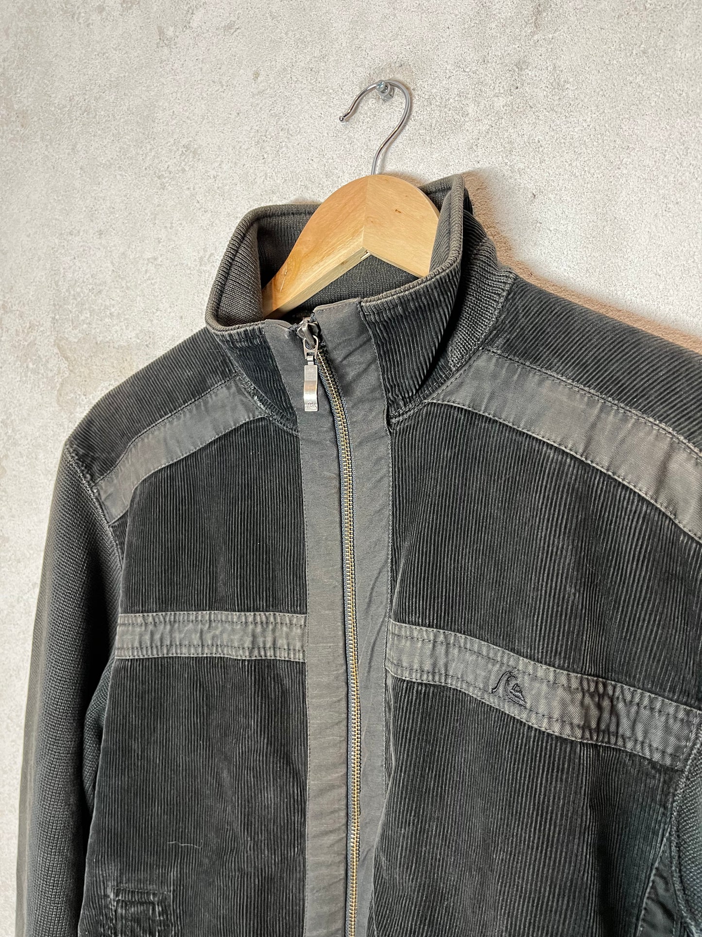 Quiksilver vintage corduroy zip-up sweater - L