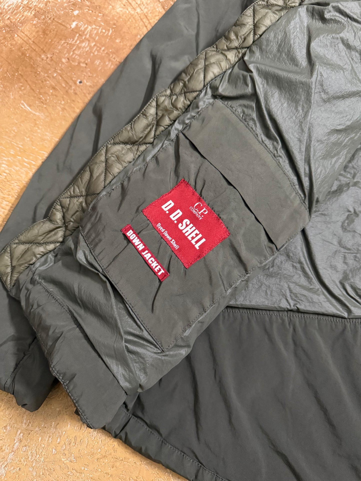 CP company D.D. Shell down lense jacket - L