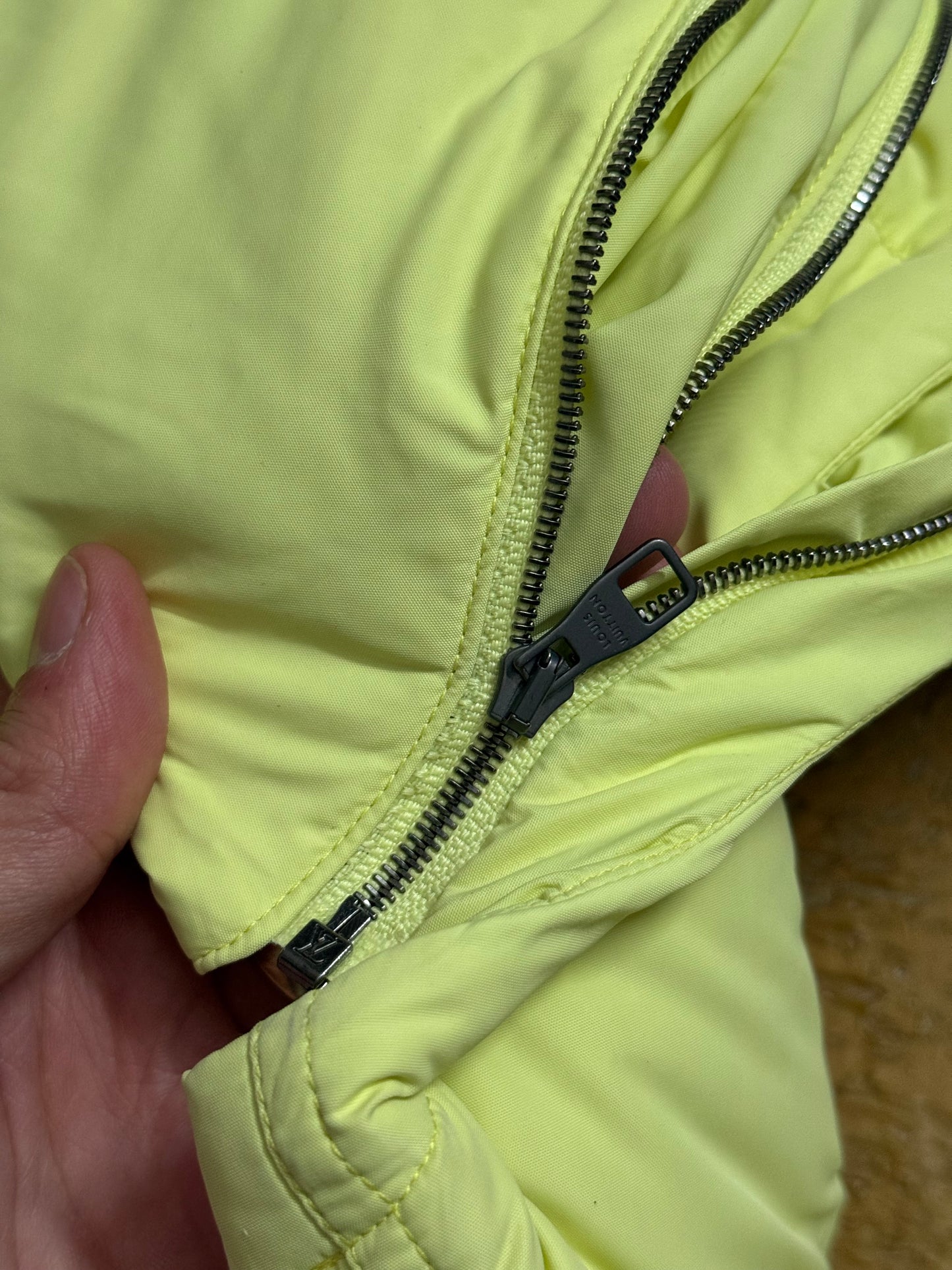 Louis Vuitton yellow zip off sleeves puffer jacket - L