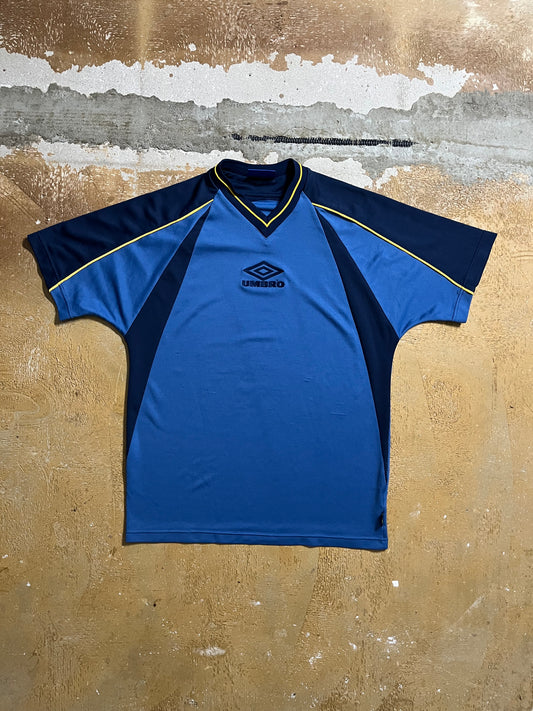 Umbro vintage embroidered sport tee shirt - L