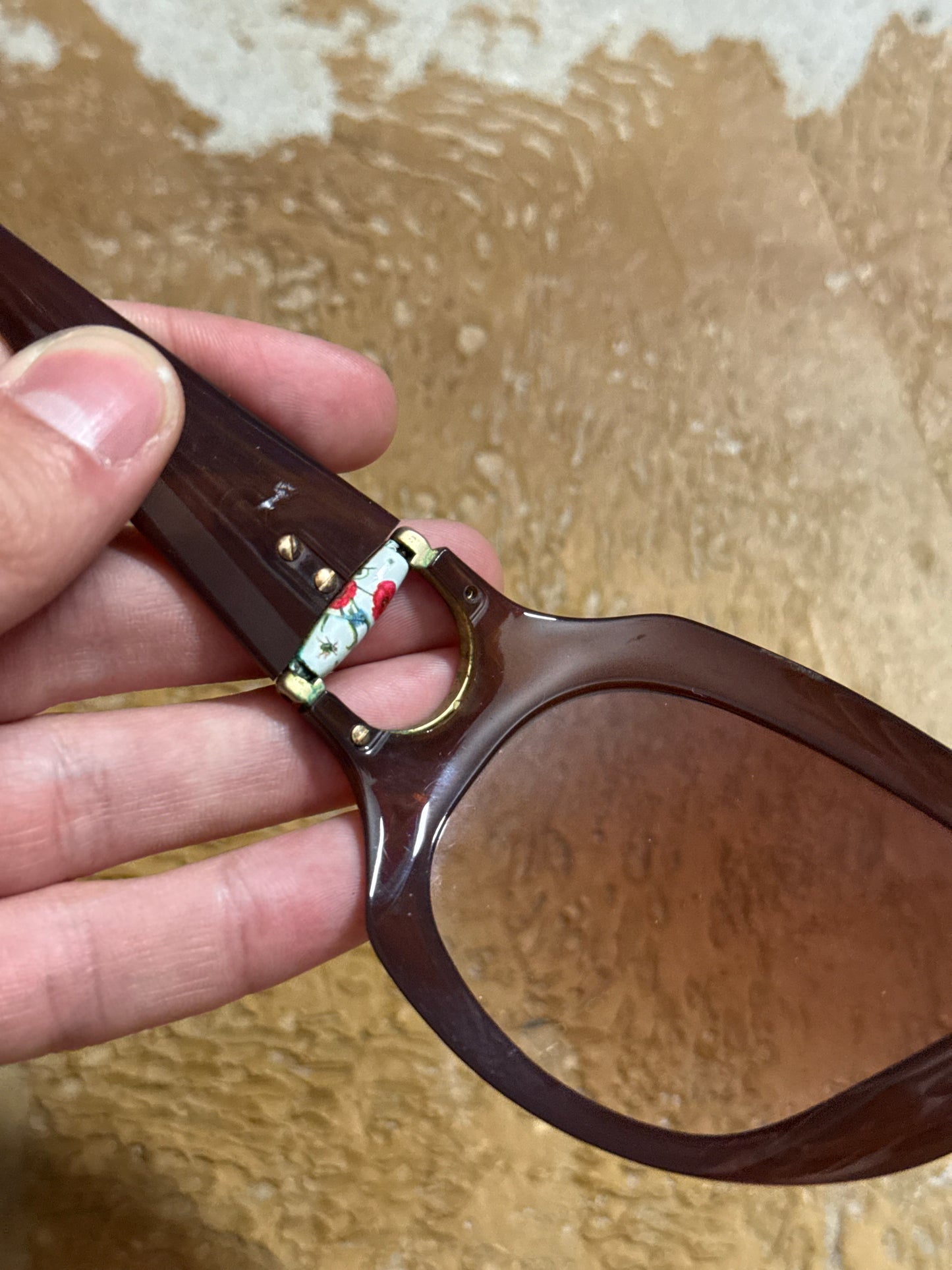 Gucci floral vintage brown sunglasses