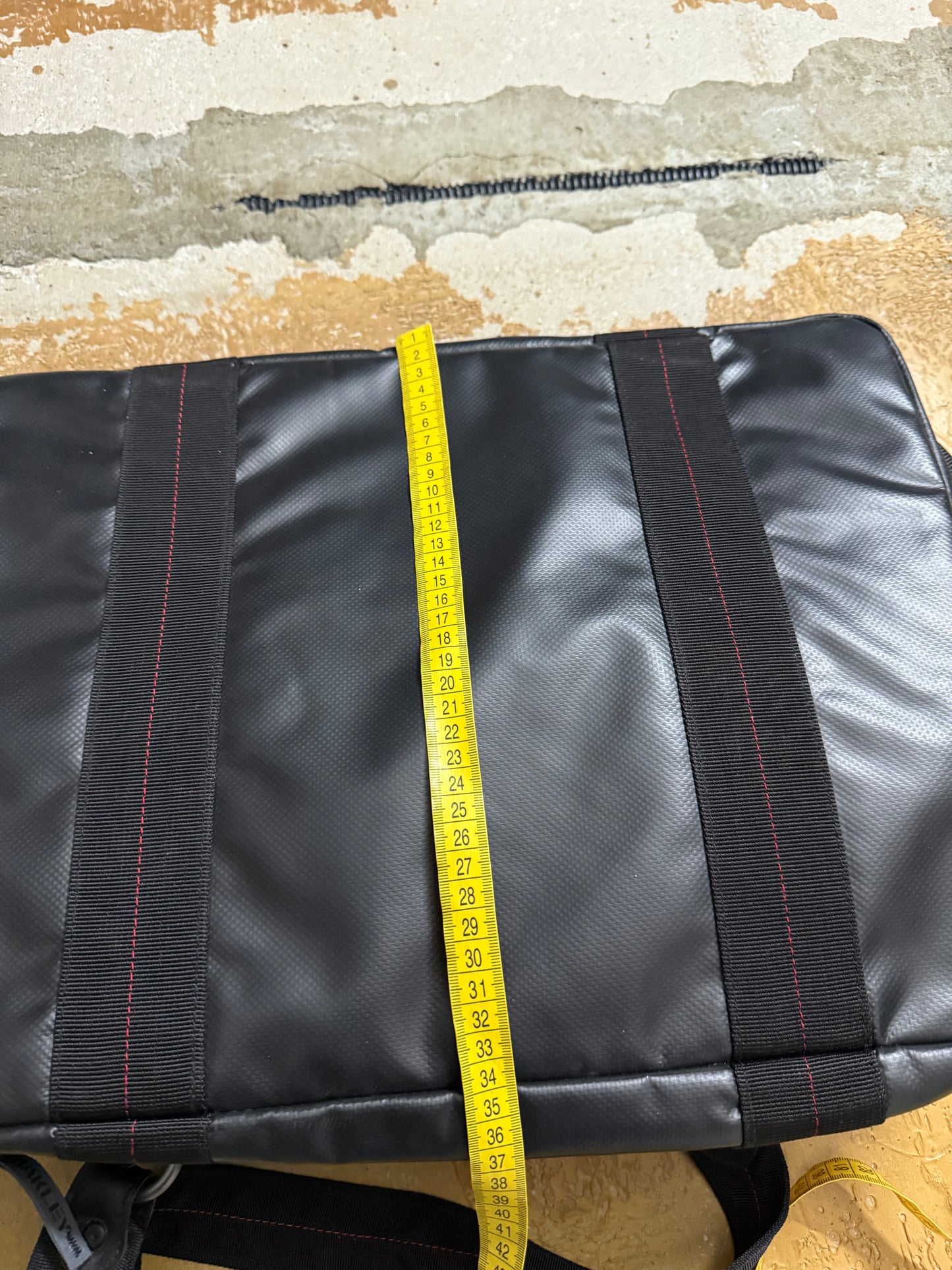 Oakley vintage double payload duffel bag new with tags