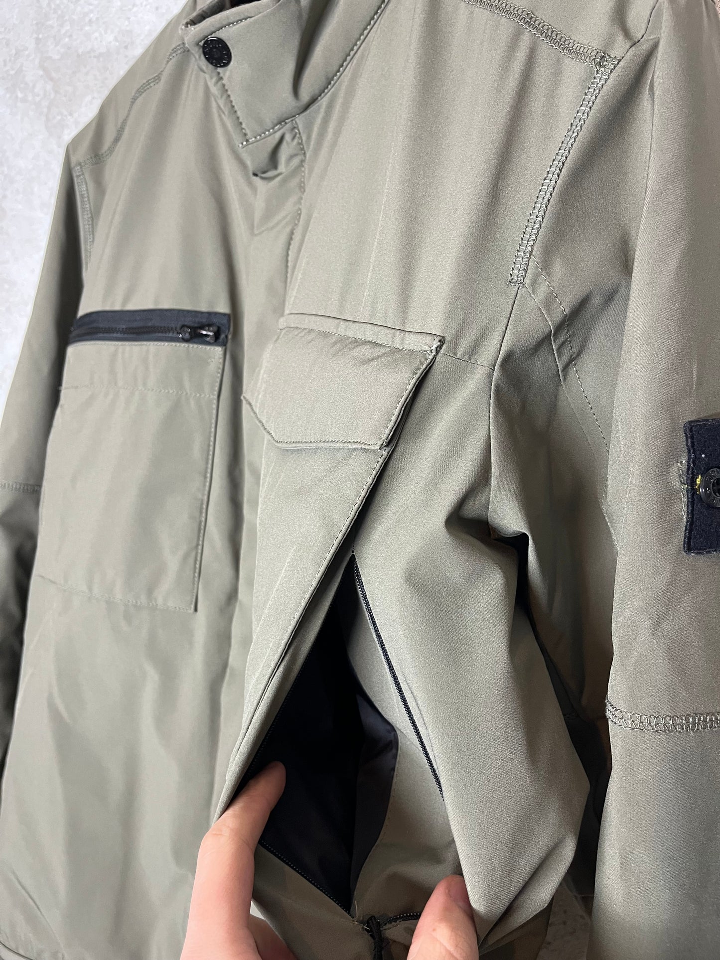 Stone Island soft shell-r primaloft jacket - M