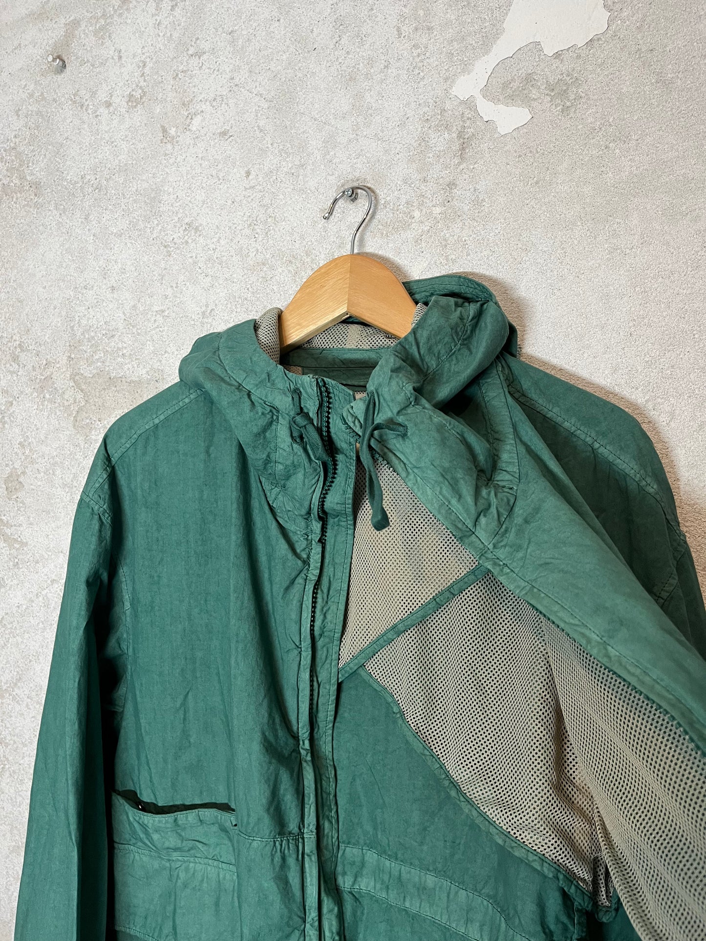 CP Company waxed cotton lense jacket - M