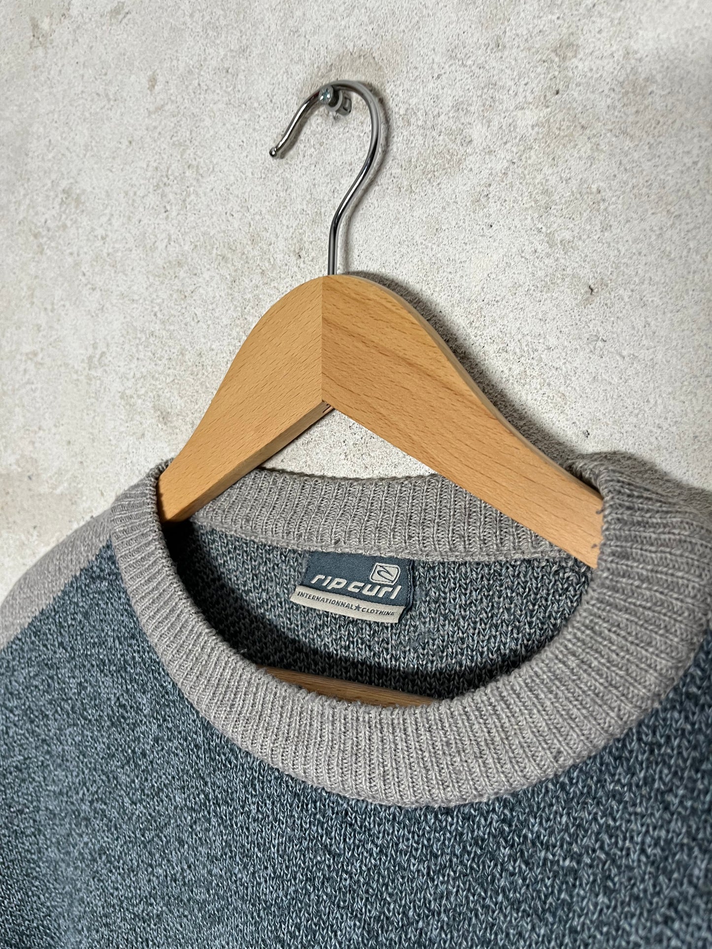 Rip Curl vintage knit sweater - L