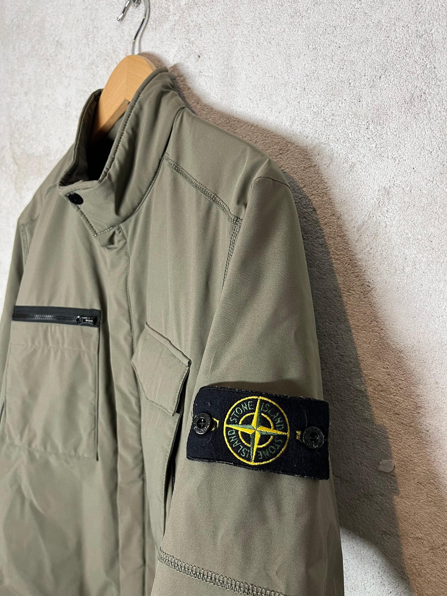 Stone Island soft shell-r primaloft jacket - M