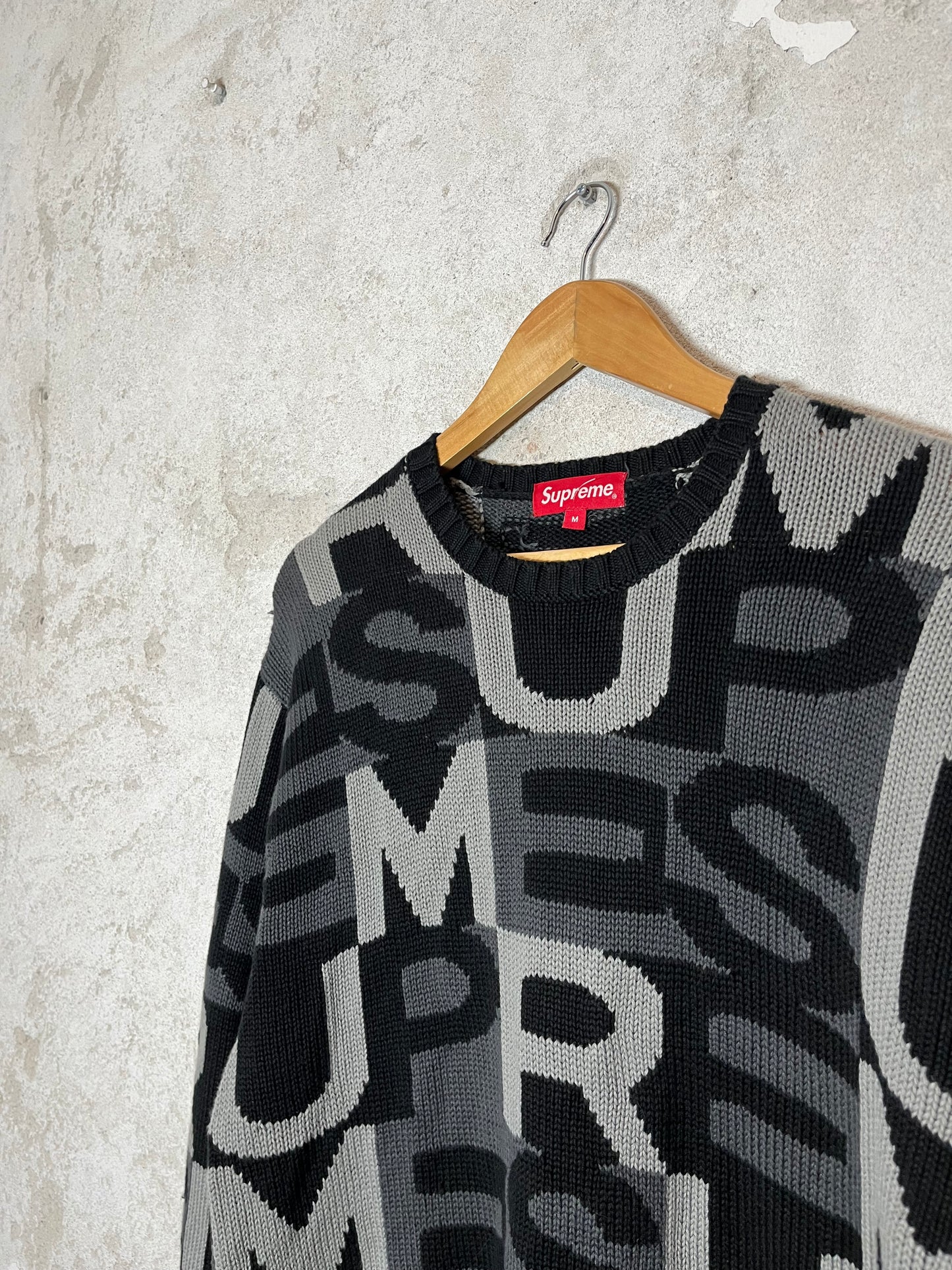 Supreme Big Letter knit sweater - L