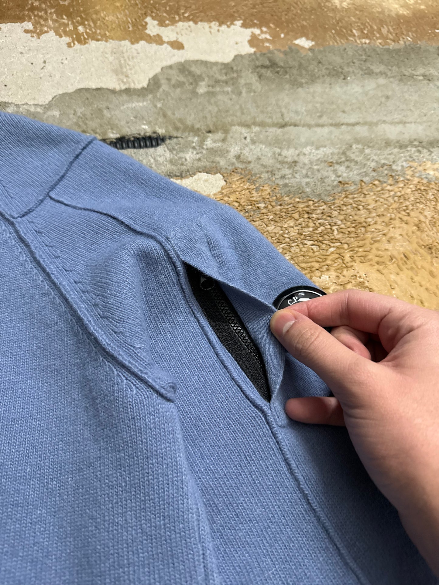 CP company lambswool knit lense sweater - M