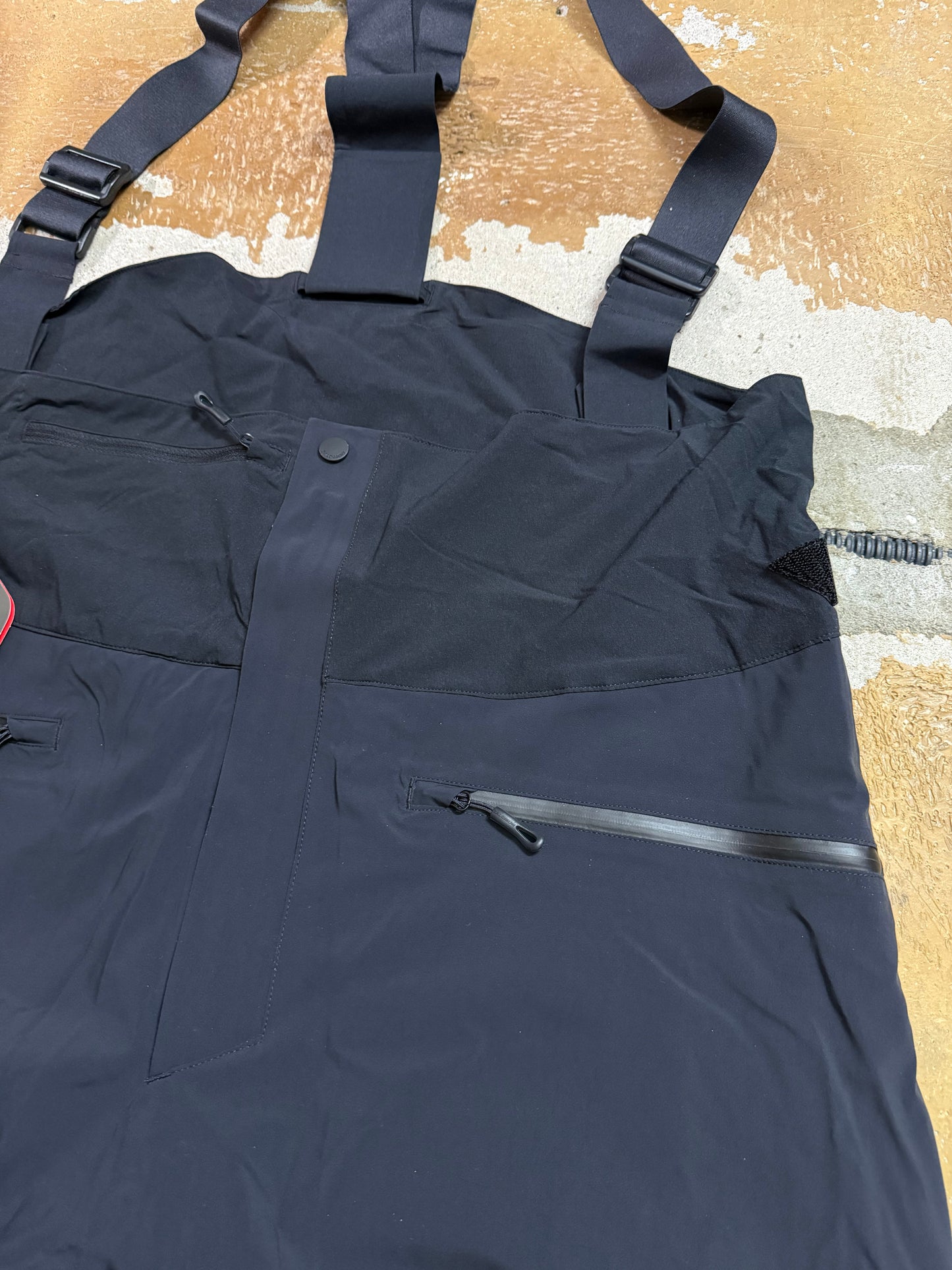 Salomon ski snowboard insulated overall winter pants - XL