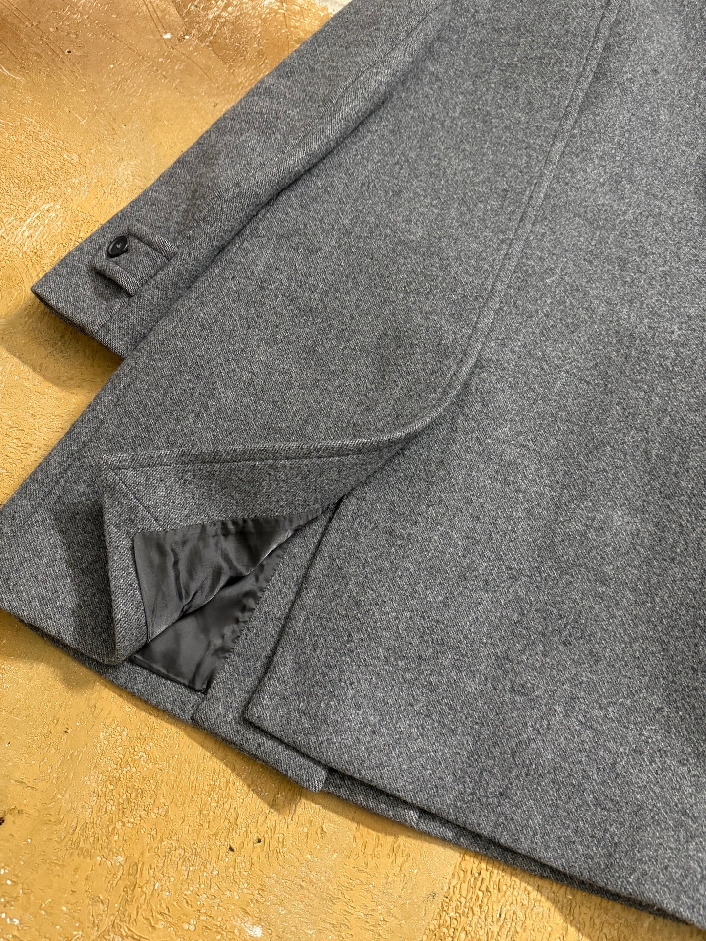 Prada 100% Wool trenchcoat designer jacket - M