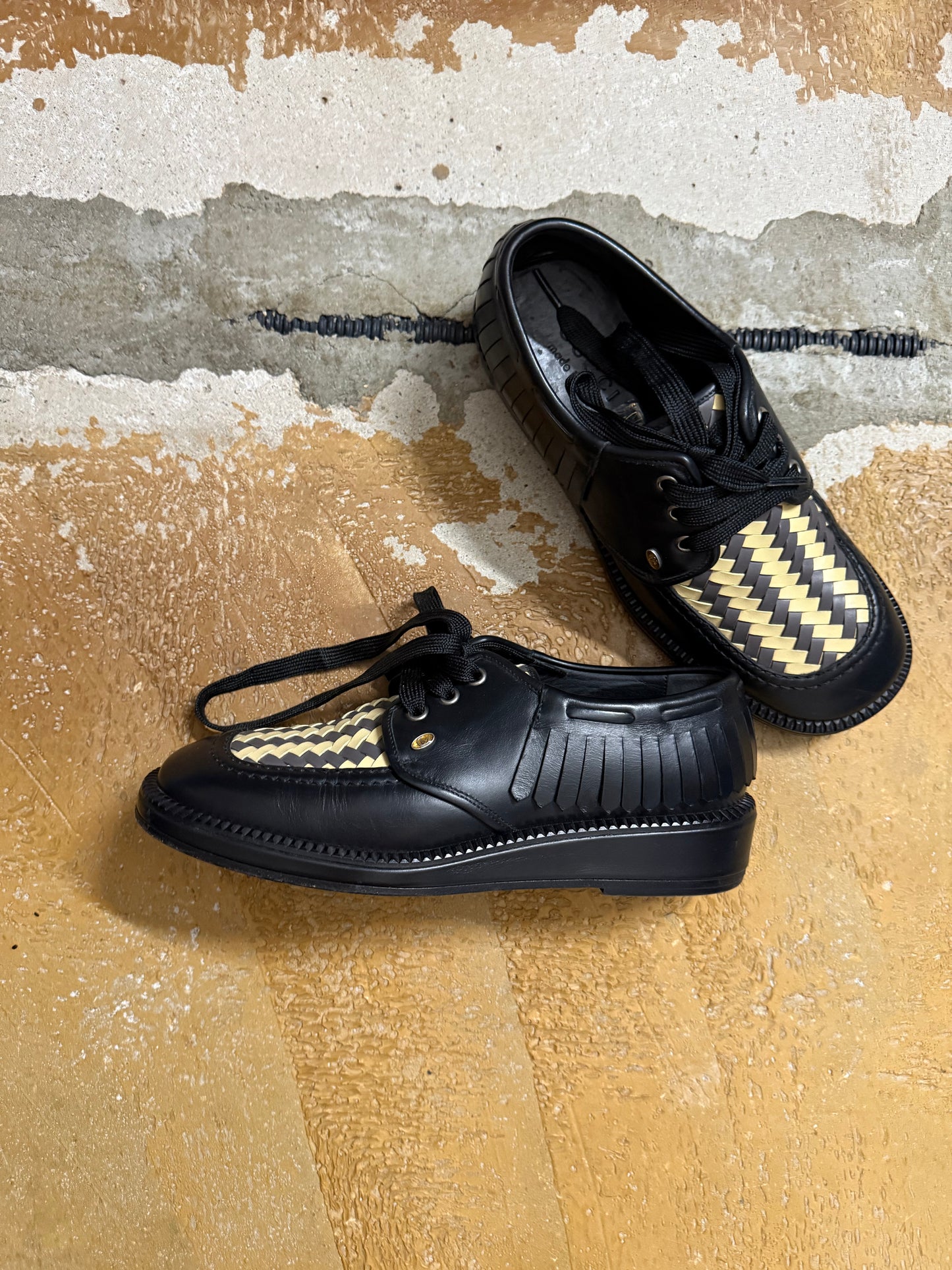 Gucci leather woven loafers - 39