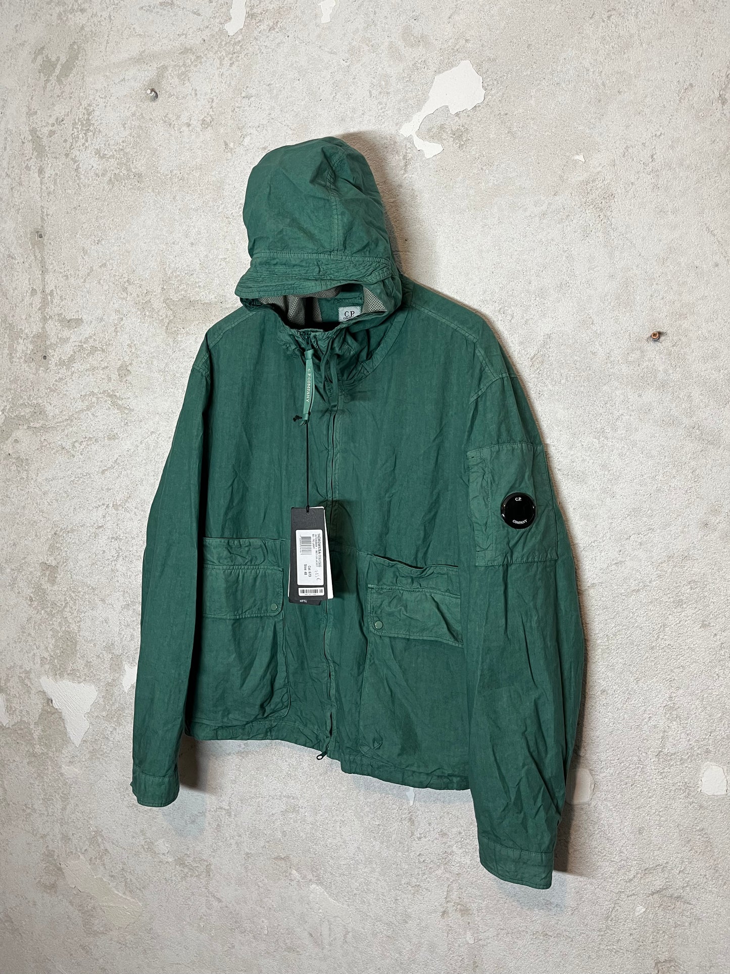 CP Company waxed cotton lense jacket - M